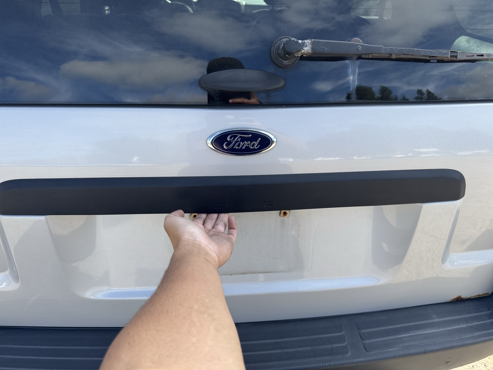 2002 ford escape xlt-choice-4wd with 133830 miles for sale near Elk River, Minnesota 106797_26_trunk.jpg