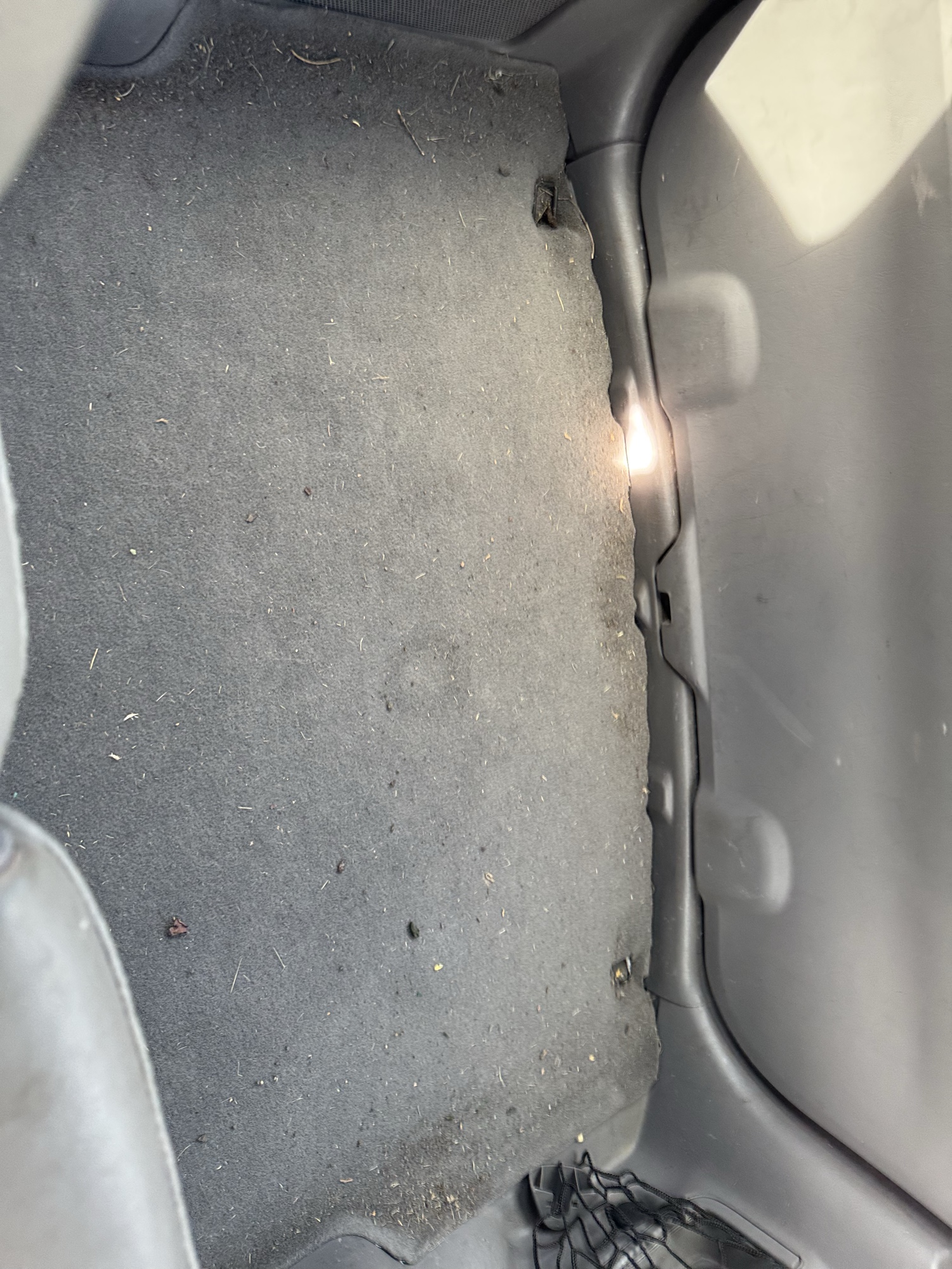 2002 ford escape xlt-choice-4wd with 133830 miles for sale near Elk River, Minnesota 106797_27_spare_tire.jpg