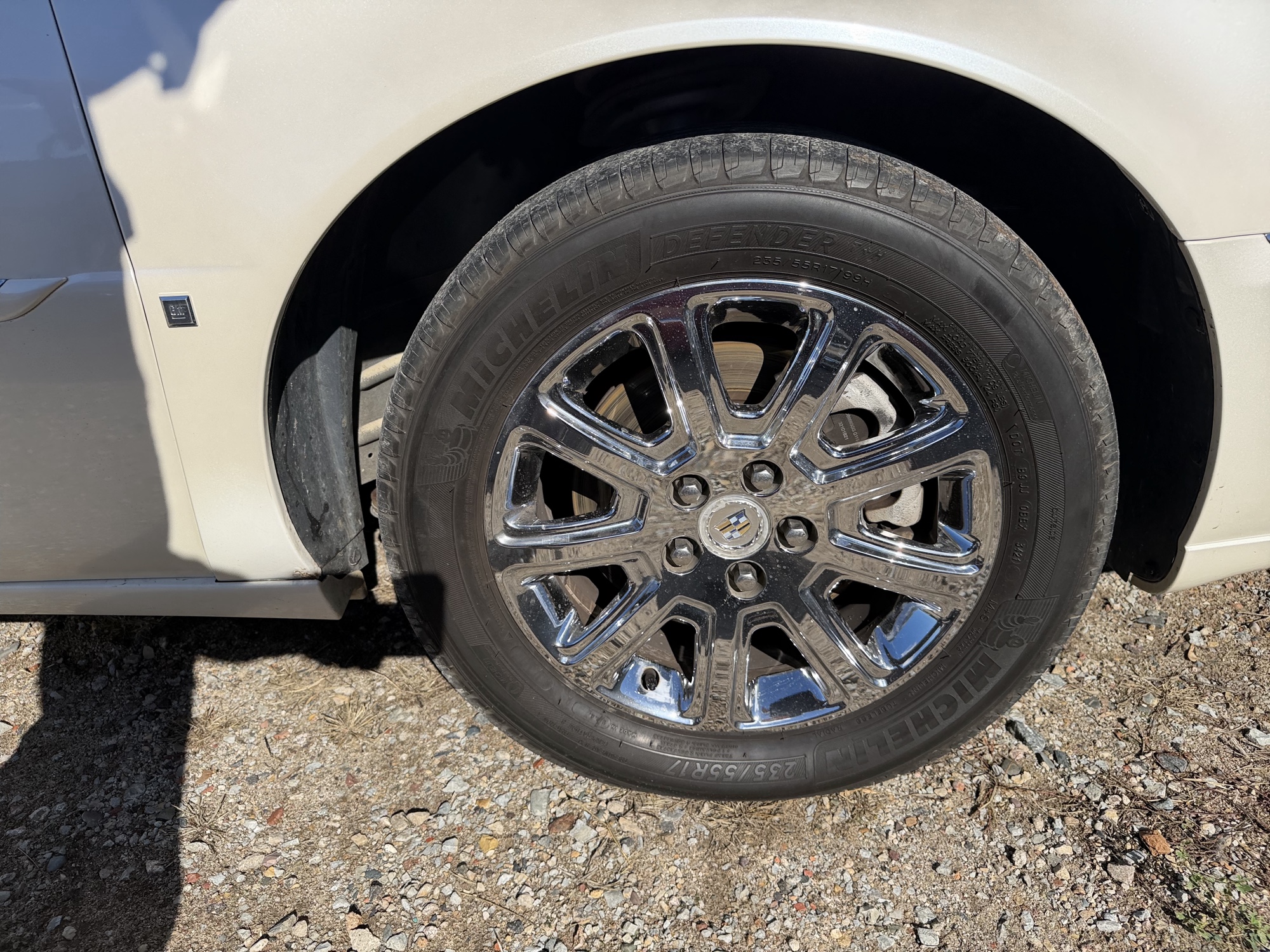 2008 cadillac dts luxury-iii with 135757 miles for sale near Elk River, Minnesota 106800_15_front_pass_wheel.jpg