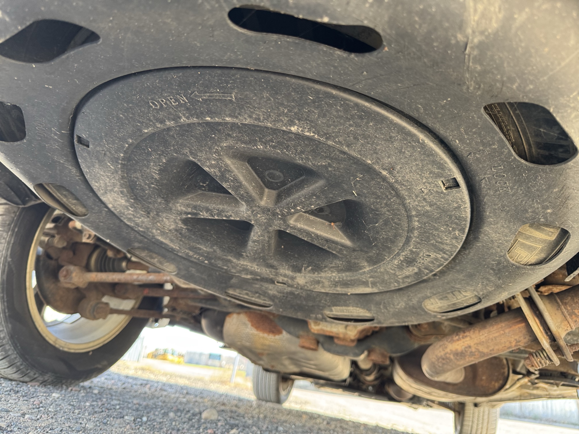 2005 lexus rx-330 awd with 236172 miles for sale near Elk River, Minnesota 106802_27_spare_tire.jpg