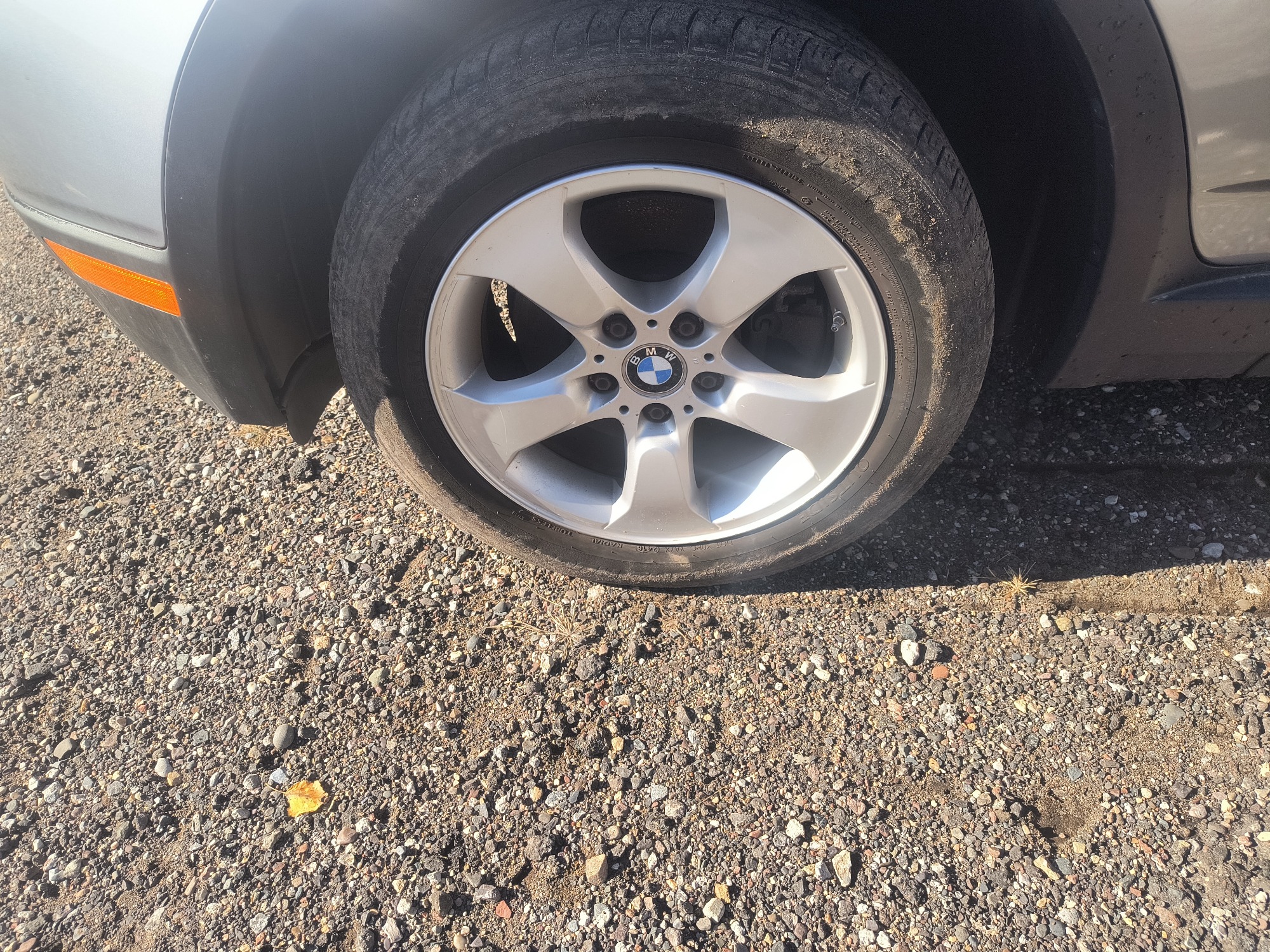 2007 bmw x3 3.0si with 143116 miles for sale near Elk River, Minnesota 106803_12_drv_front_wheel.jpg