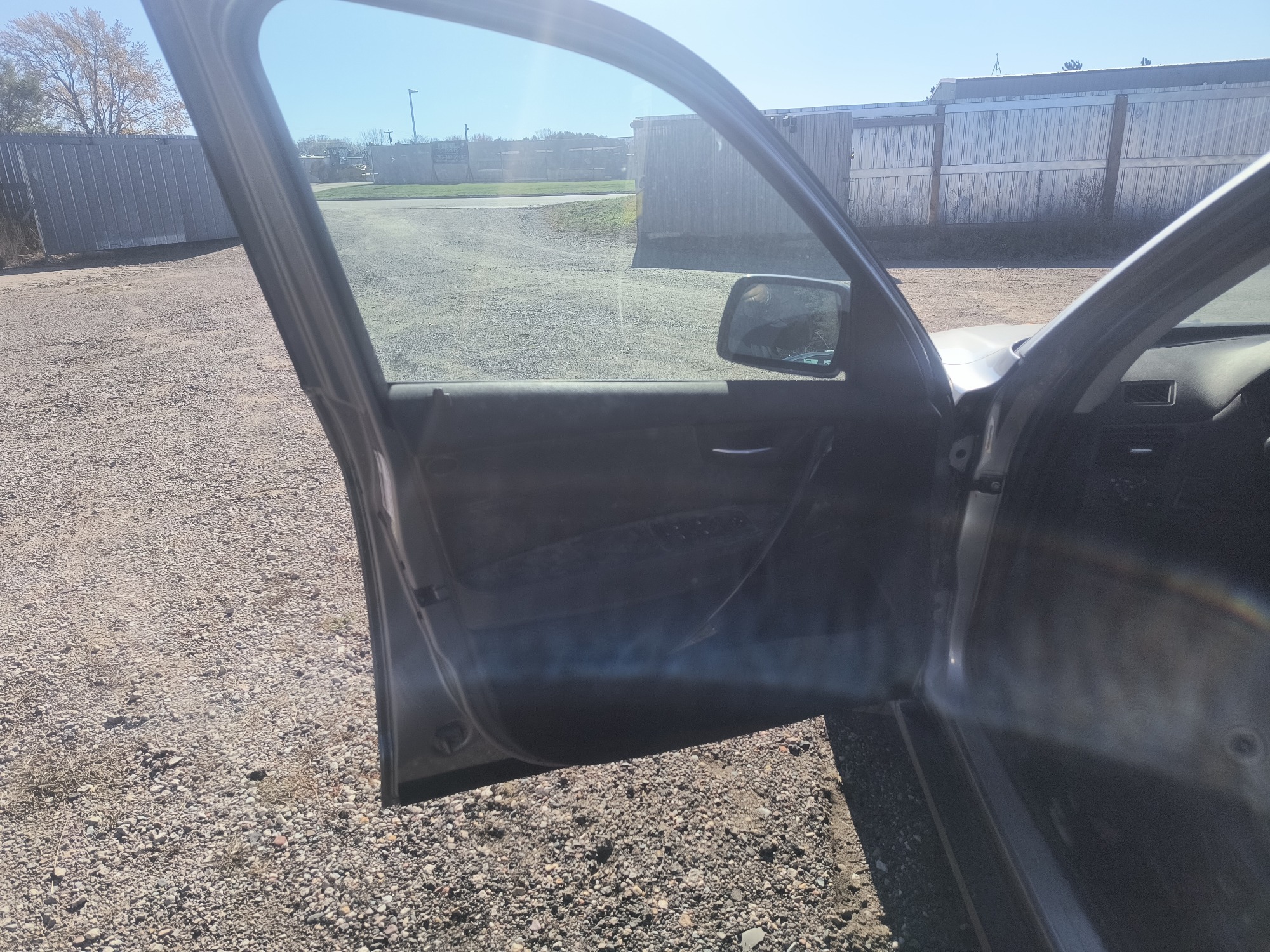 2007 bmw x3 3.0si with 143116 miles for sale near Elk River, Minnesota 106803_23_driver_door_panel.jpg