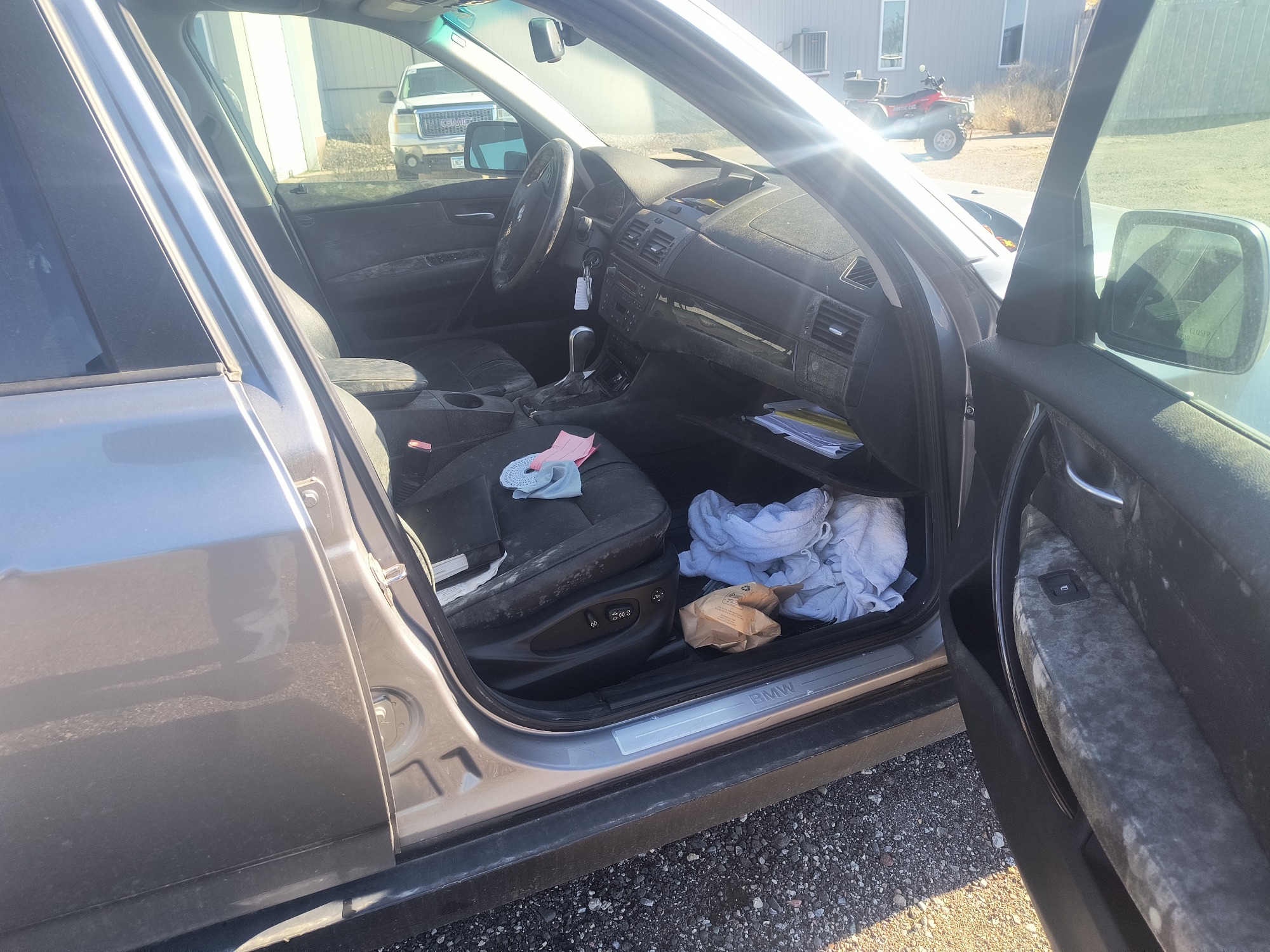 2007 bmw x3 3.0si with 143116 miles for sale near Elk River, Minnesota 106803_31_passenger_seat.jpg
