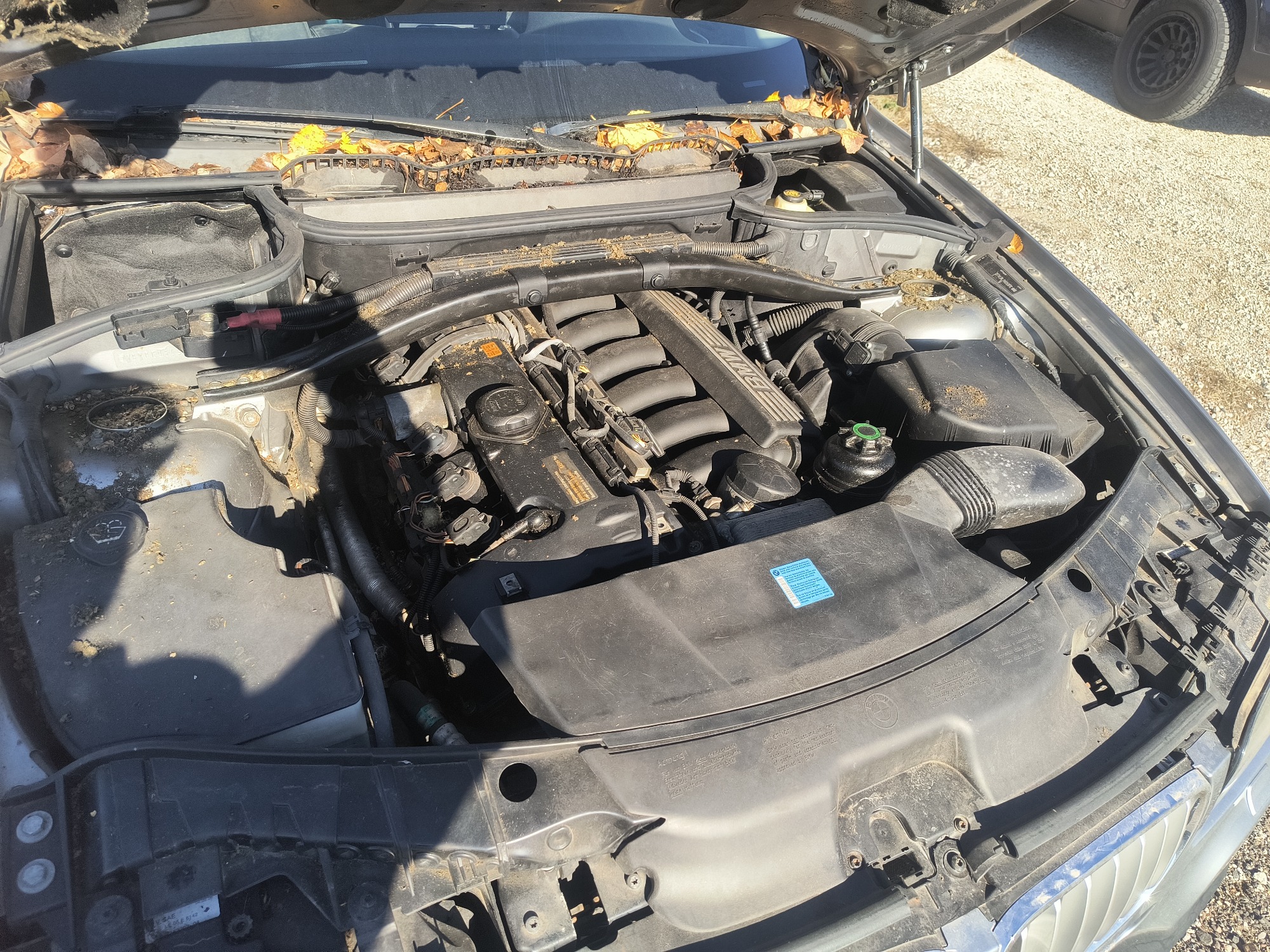 2007 bmw x3 3.0si with 143116 miles for sale near Elk River, Minnesota 106803_49_engine_bay.jpg