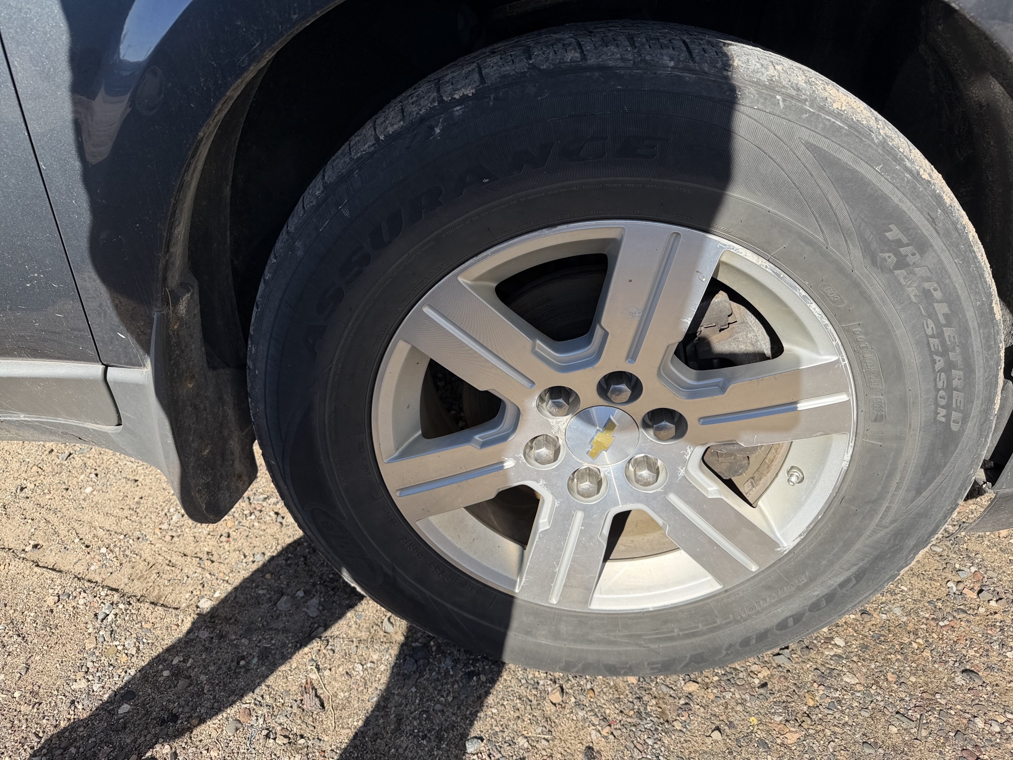 2010 chevrolet traverse lt1-awd with 164528 miles for sale near Elk River, Minnesota 106806_15_front_pass_wheel.jpg