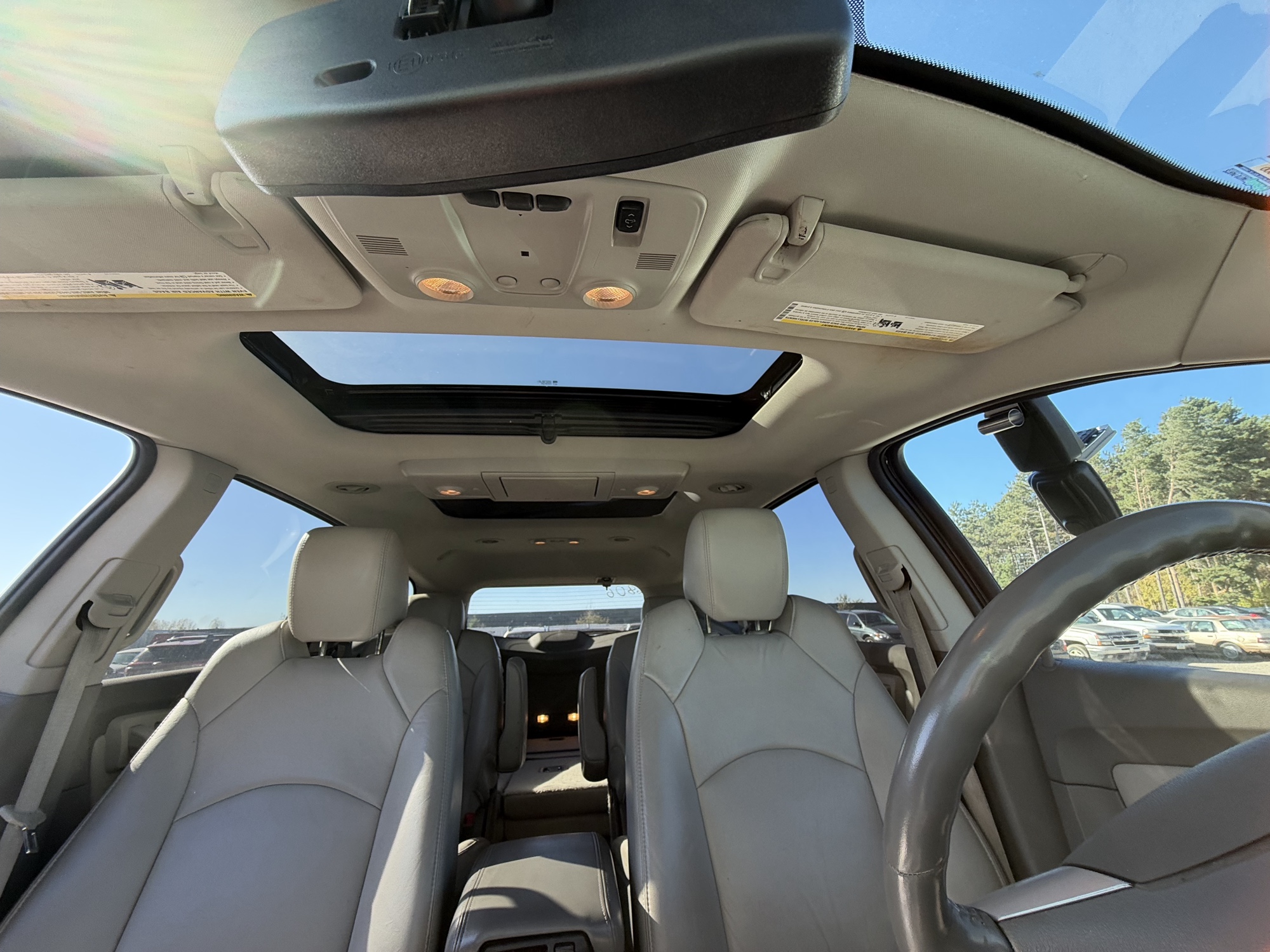 2010 chevrolet traverse lt1-awd with 164528 miles for sale near Elk River, Minnesota 106806_35_headliner_sunroof.jpg