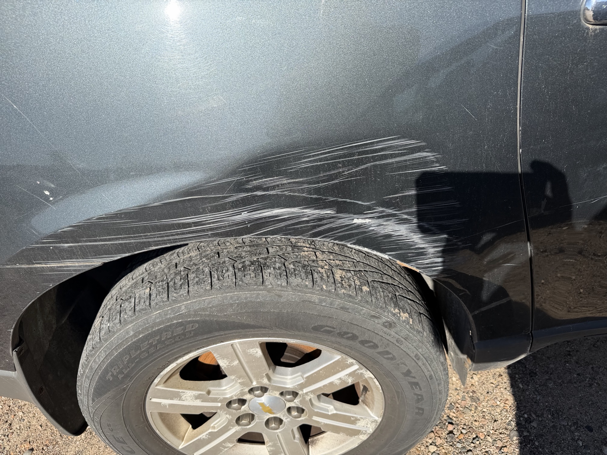 2010 chevrolet traverse lt1-awd with 164528 miles for sale near Elk River, Minnesota 106806_c01.jpg