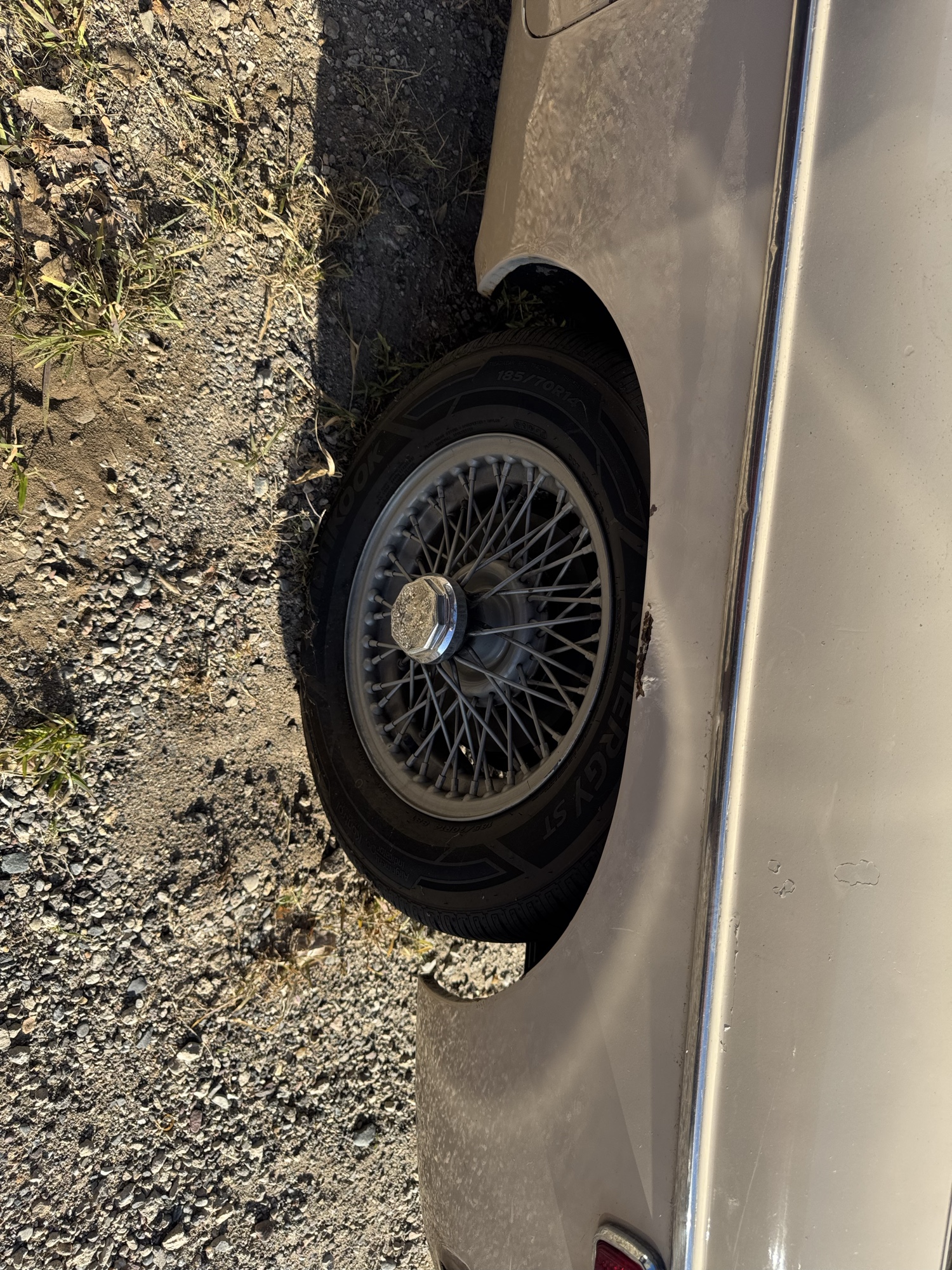 1971 mg mgb with 86647 miles for sale near Elk River, Minnesota 106808_13_rear_drv_wheel.jpg