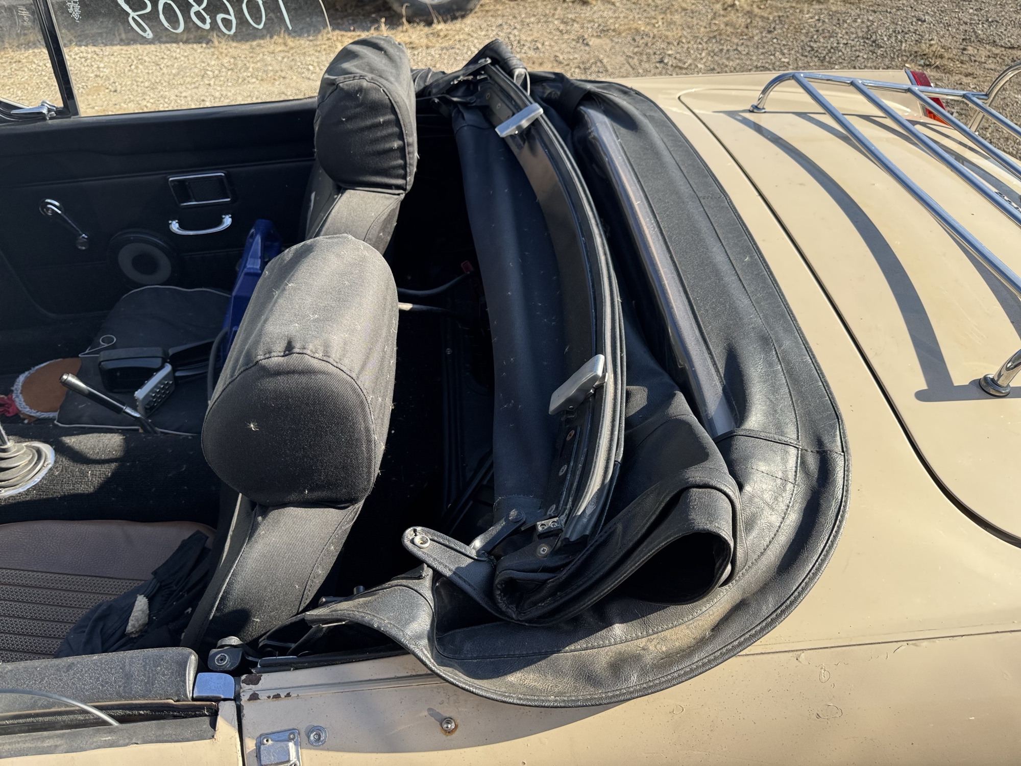 1971 mg mgb with 86647 miles for sale near Elk River, Minnesota 106808_24_drv_rear_seat.jpg