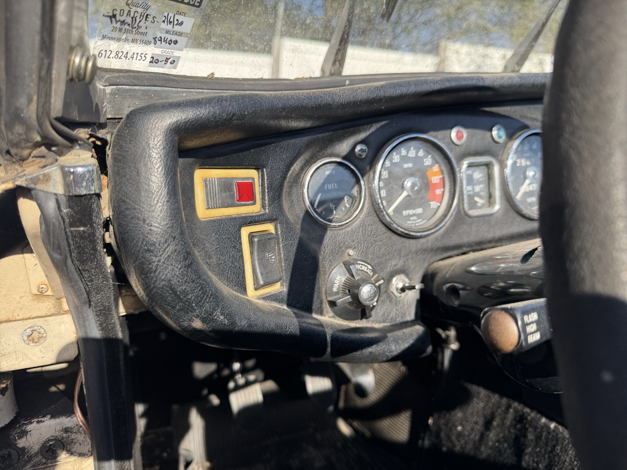1971 mg mgb with 86647 miles for sale near Elk River, Minnesota 106808_37_left_of_steering_wheel.jpg