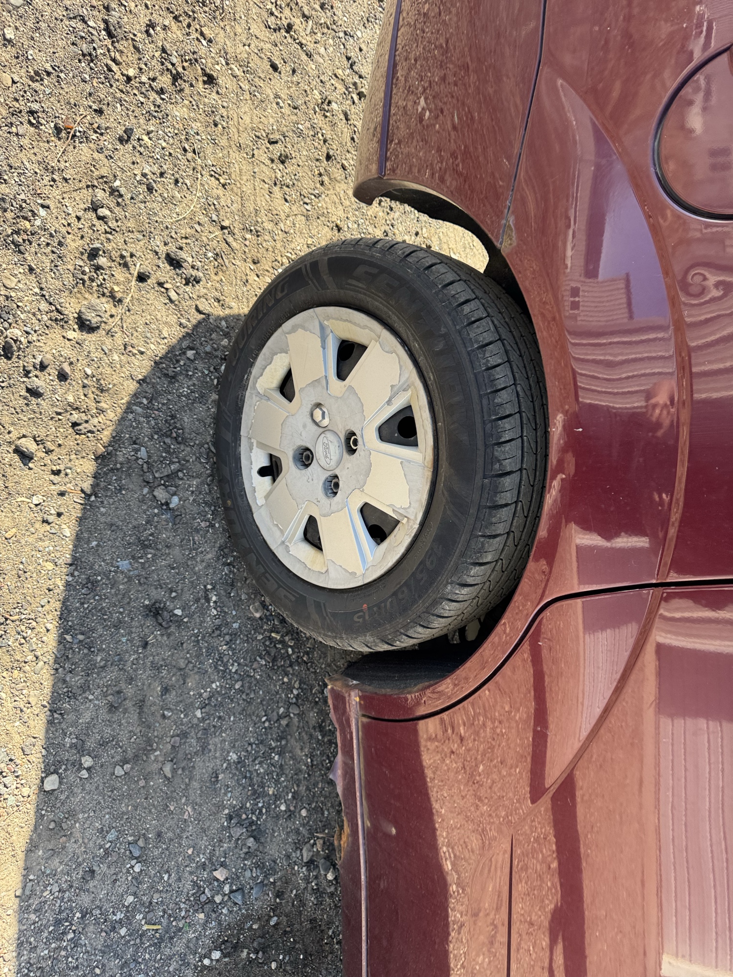 2007 ford focus zx4-s with 171514 miles for sale near Elk River, Minnesota 106809_14_rear_pass_wheel.jpg