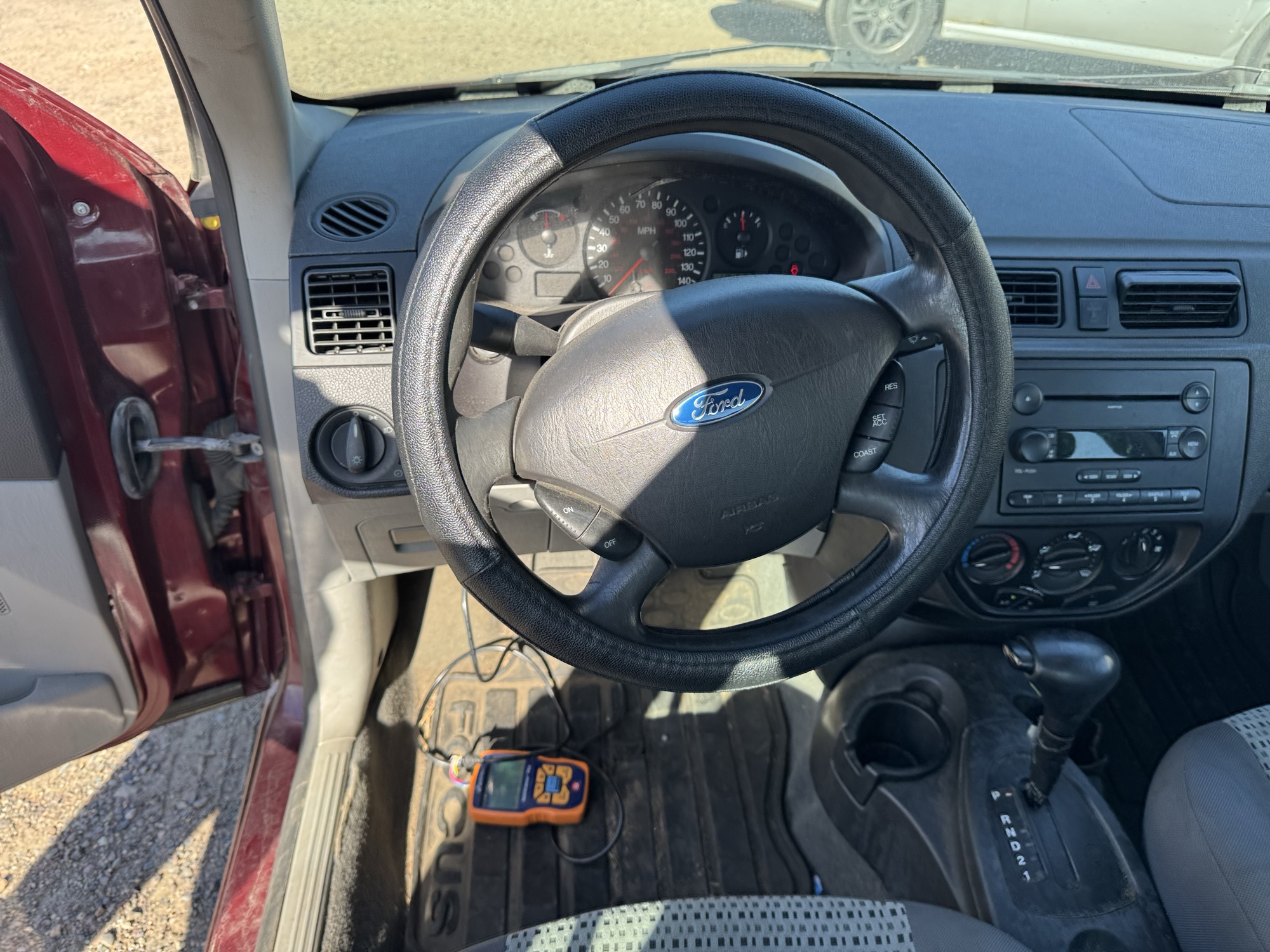 2007 ford focus zx4-s with 171514 miles for sale near Elk River, Minnesota 106809_33_dash_from_driver.jpg