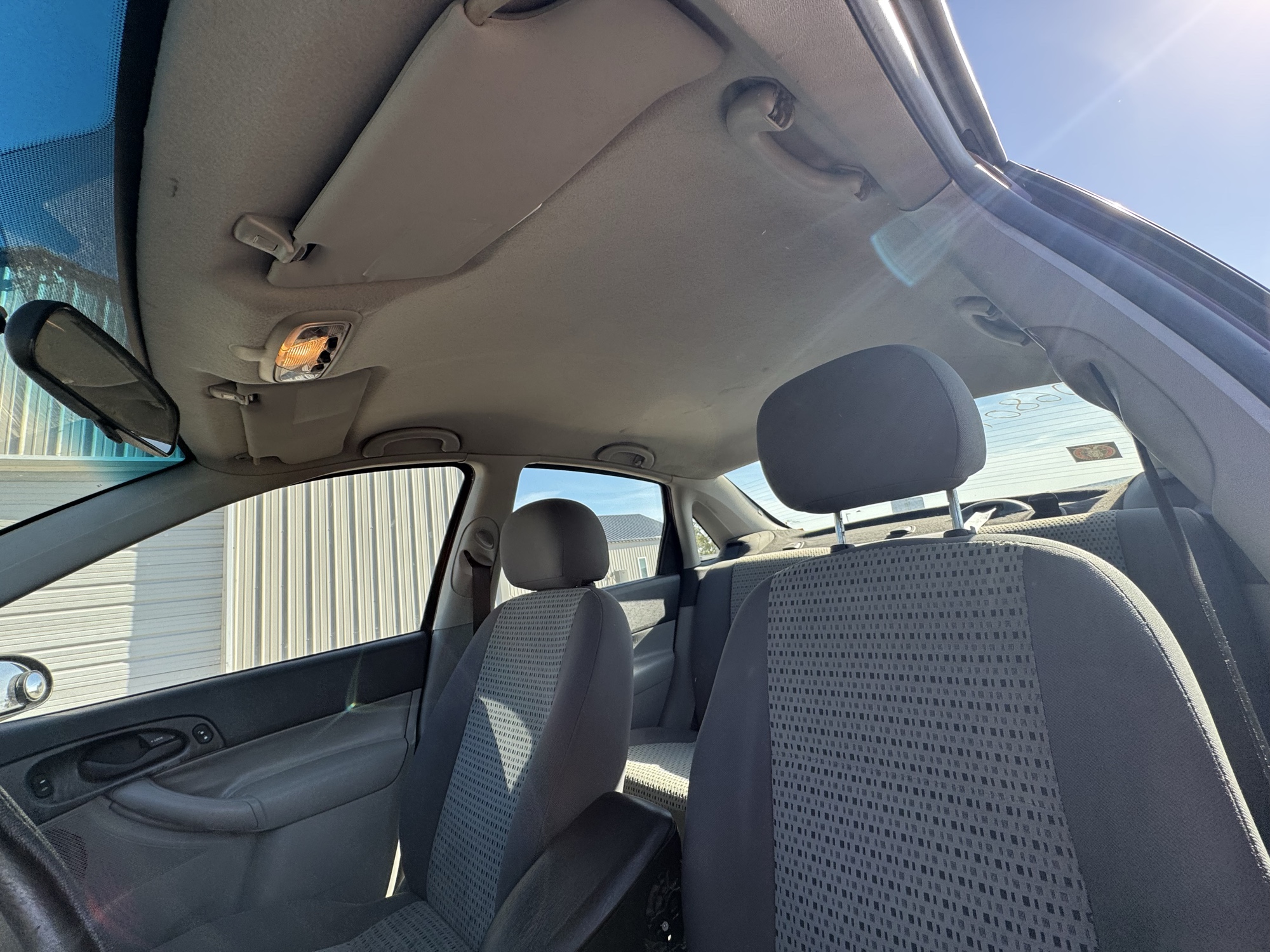 2007 ford focus zx4-s with 171514 miles for sale near Elk River, Minnesota 106809_35_headliner_sunroof.jpg