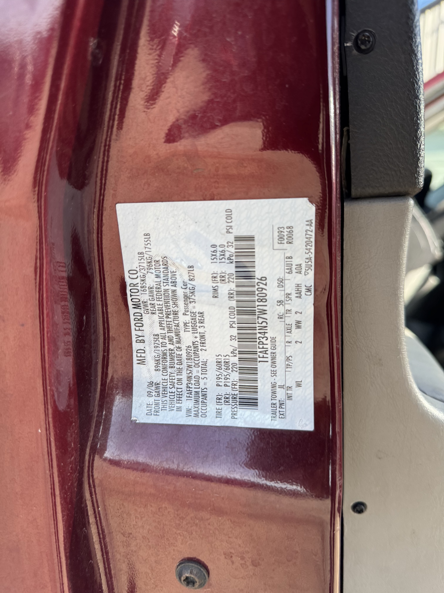 2007 ford focus zx4-s with 171514 miles for sale near Elk River, Minnesota 106809_47_door_vin_sticker.jpg