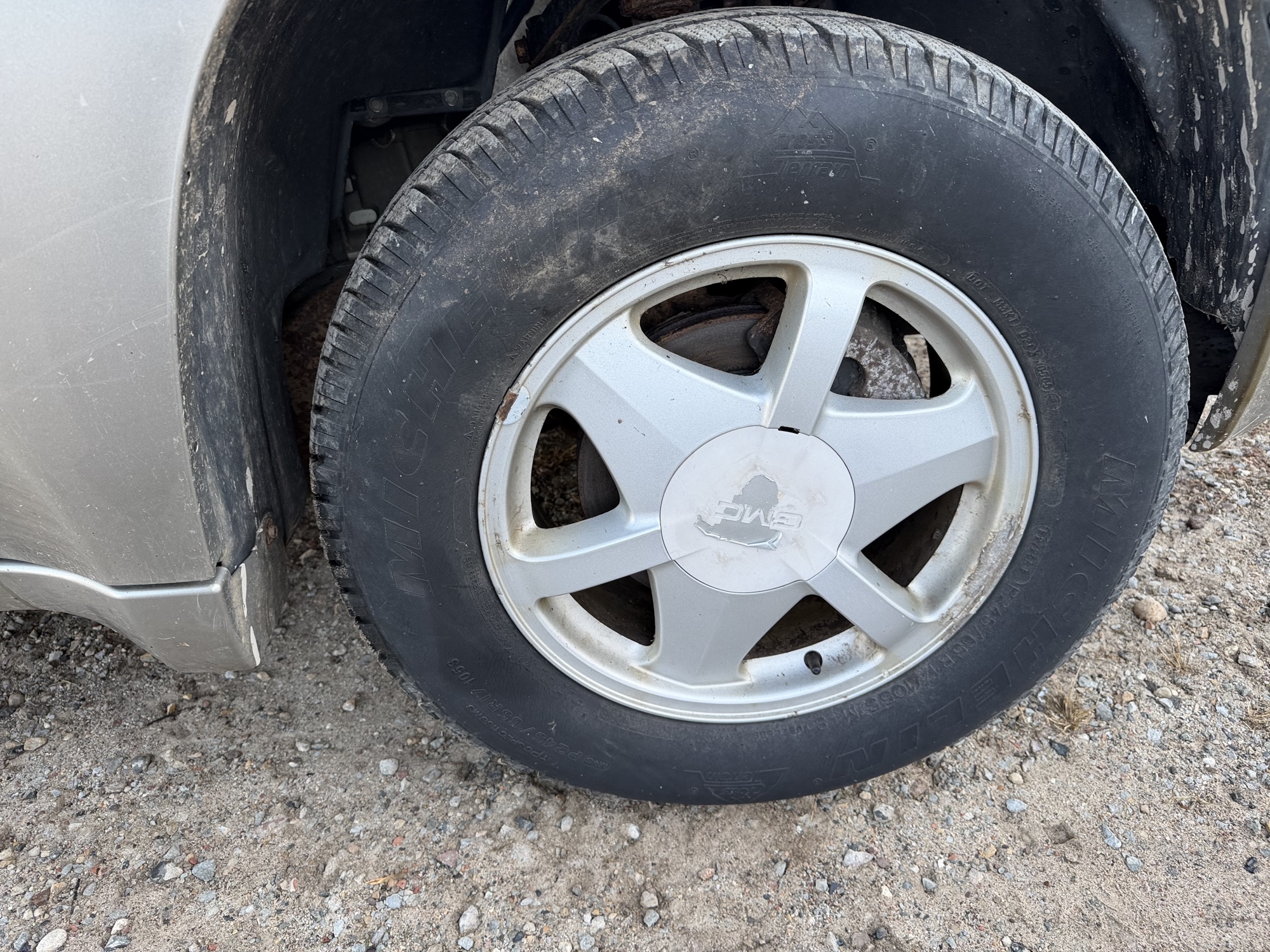 2002 gmc envoy sle-4wd with 221103 miles for sale near Elk River, Minnesota 106812_15_front_pass_wheel.jpg