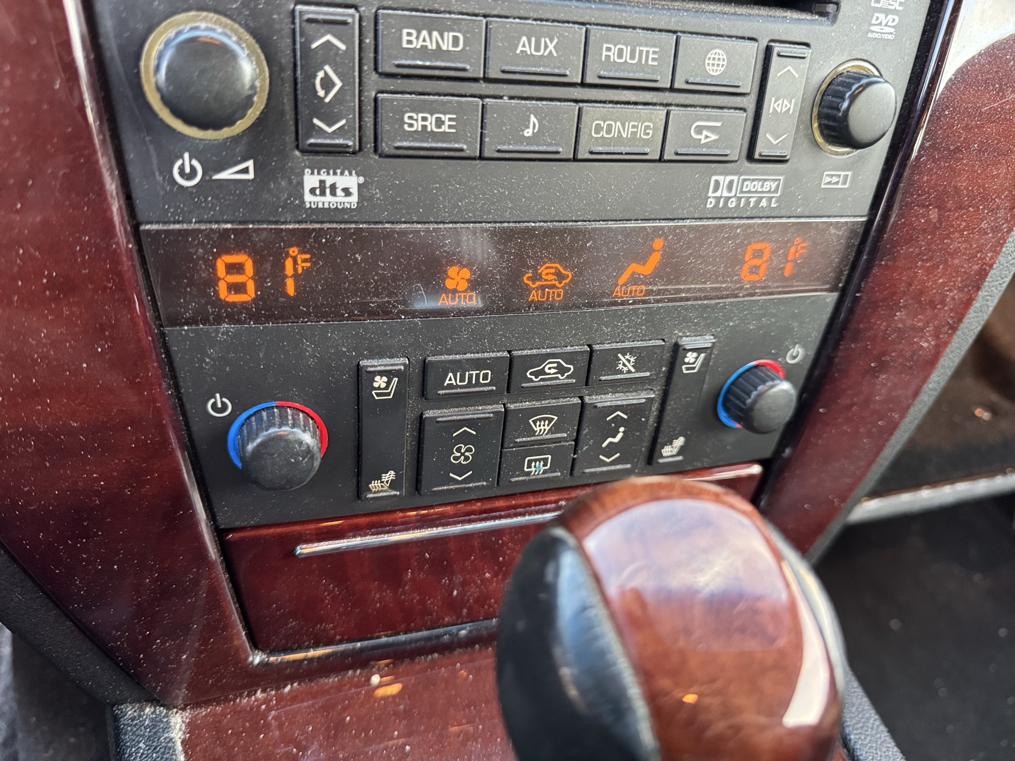 2007 cadillac sts v6 with 143440 miles for sale near Elk River, Minnesota 106813_40_climate_control.jpg
