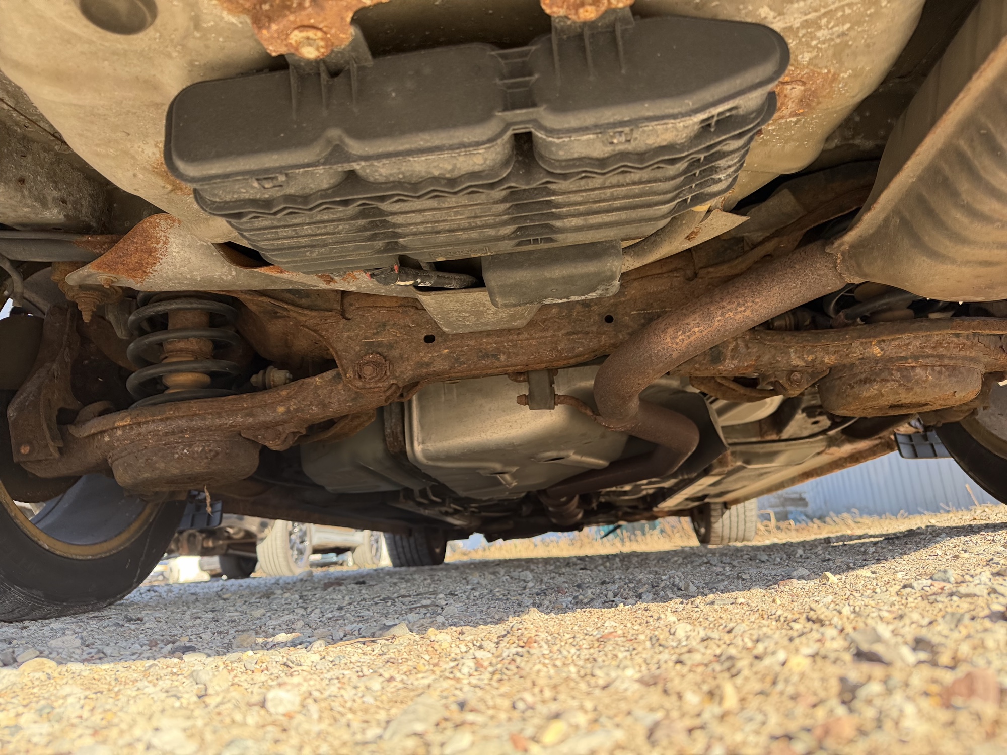 2010 ford fusion sel with 188474 miles for sale near Elk River, Minnesota 106814_19_undercar_rear.jpg