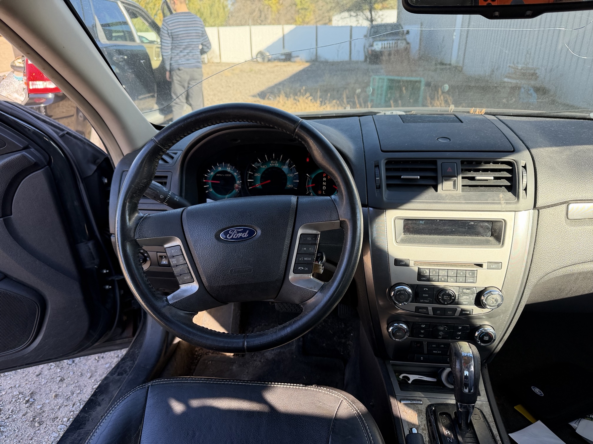 2010 ford fusion sel with 188474 miles for sale near Elk River, Minnesota 106814_33_dash_from_driver.jpg