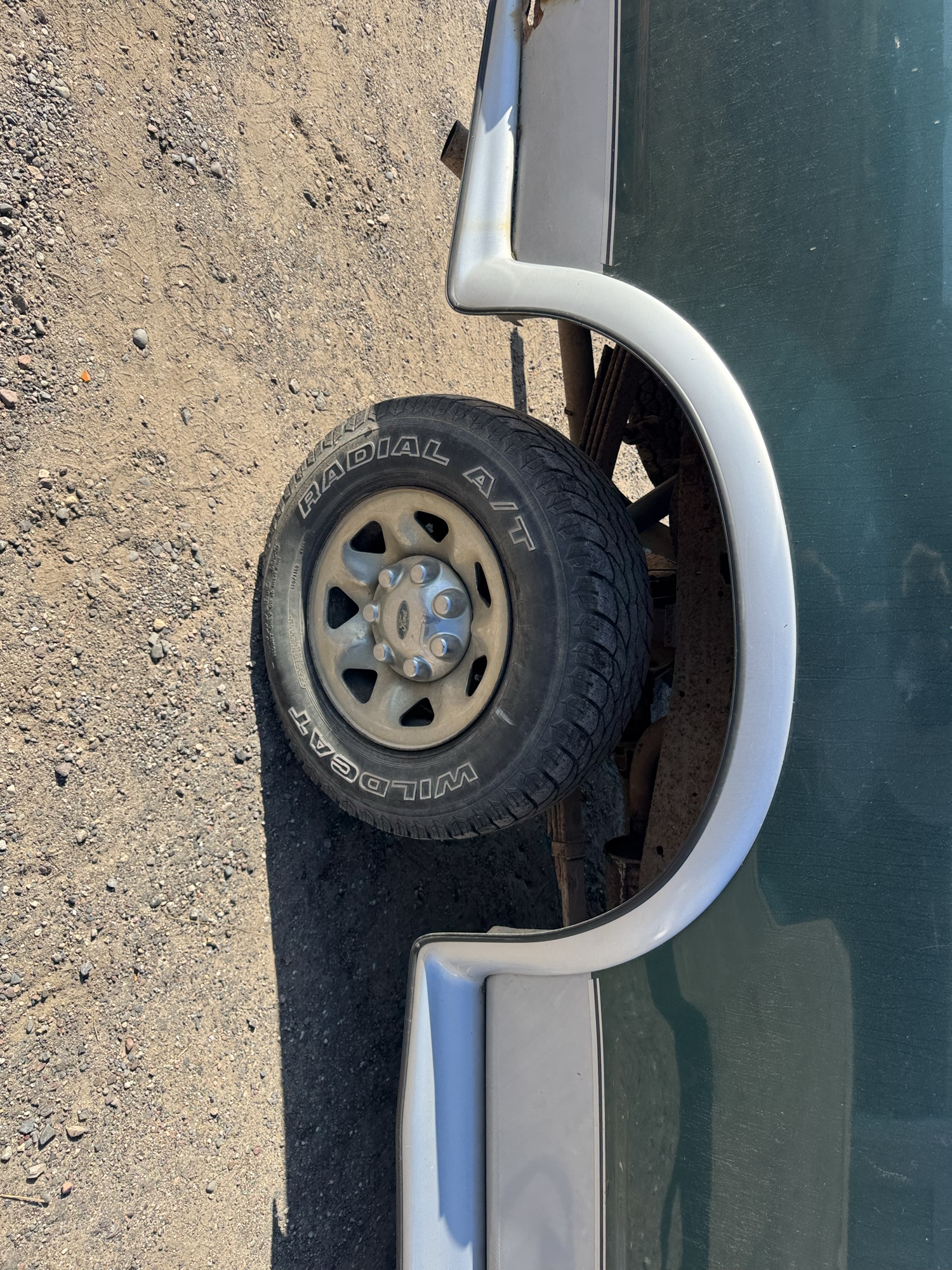 1999 ford f-250 ws-reg.-cab-4wd for sale near Elk River, Minnesota 106816_14_rear_pass_wheel.jpg