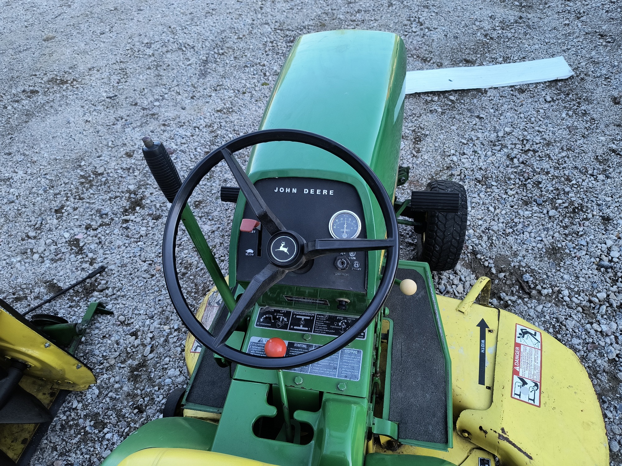 2000 john-deere series-100-lawn-tractor for sale near Elk River, Minnesota 106817_34_whole_dash.jpg