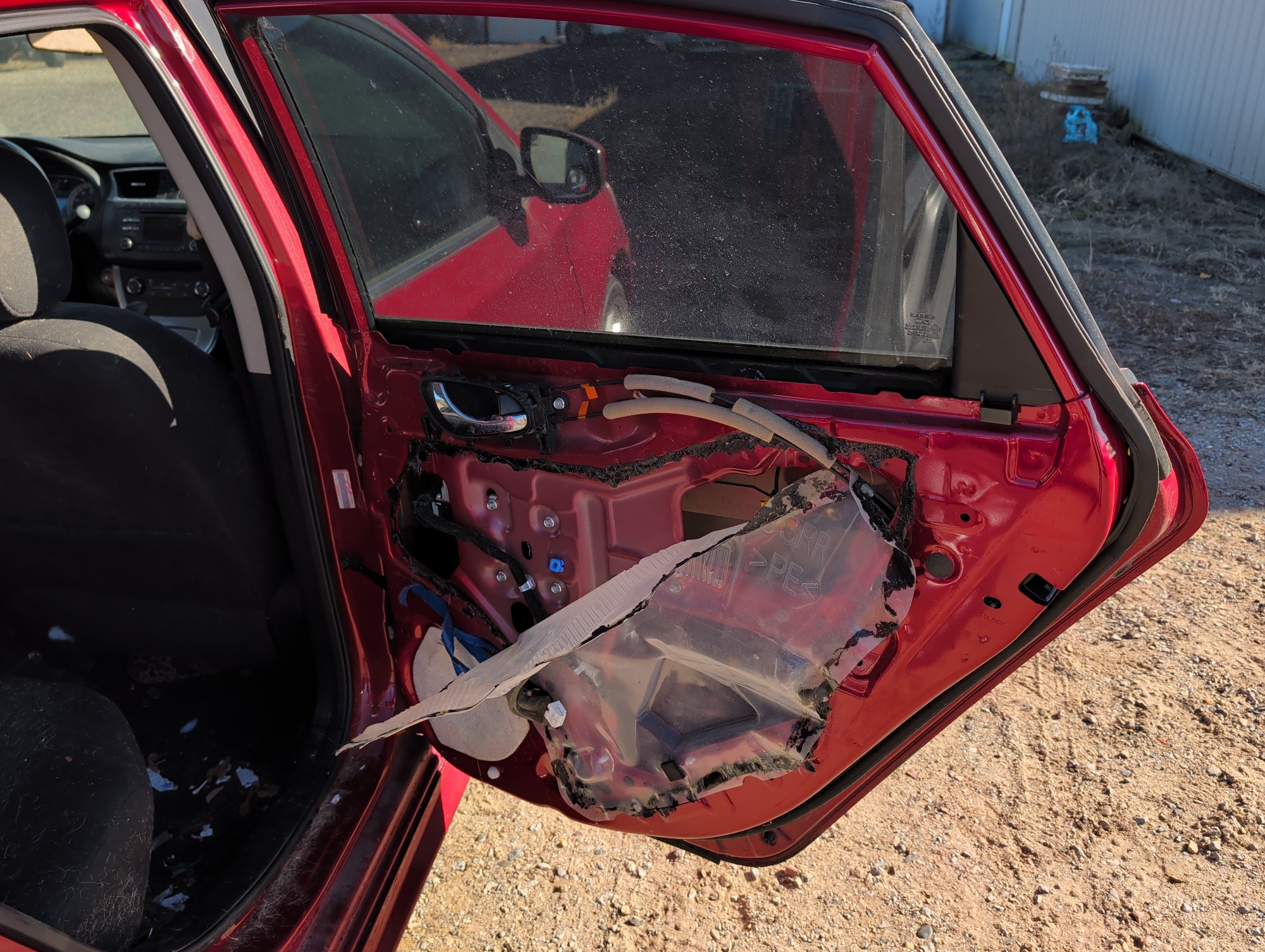 2013 nissan sentra s-6mt with 130137 miles for sale near Elk River, Minnesota 106822_30_pass_rear_door_panel.jpg