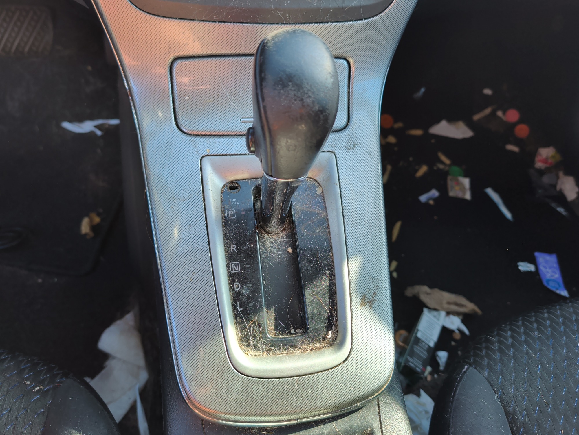 2013 nissan sentra s-6mt with 130137 miles for sale near Elk River, Minnesota 106822_41_shifter.jpg