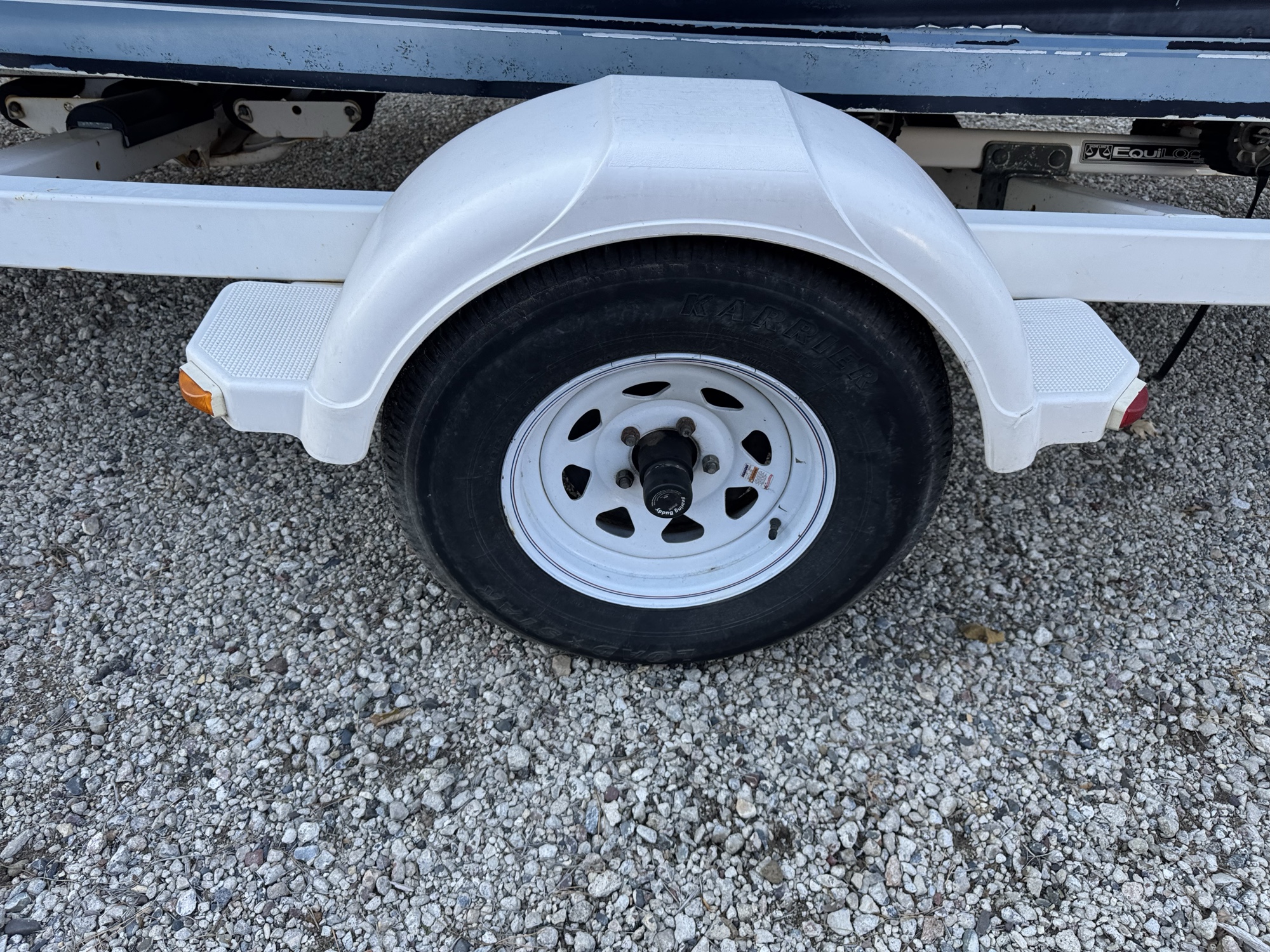 1986 starcraft- x for sale near Elk River, Minnesota 106823_13_rear_drv_wheel.jpg