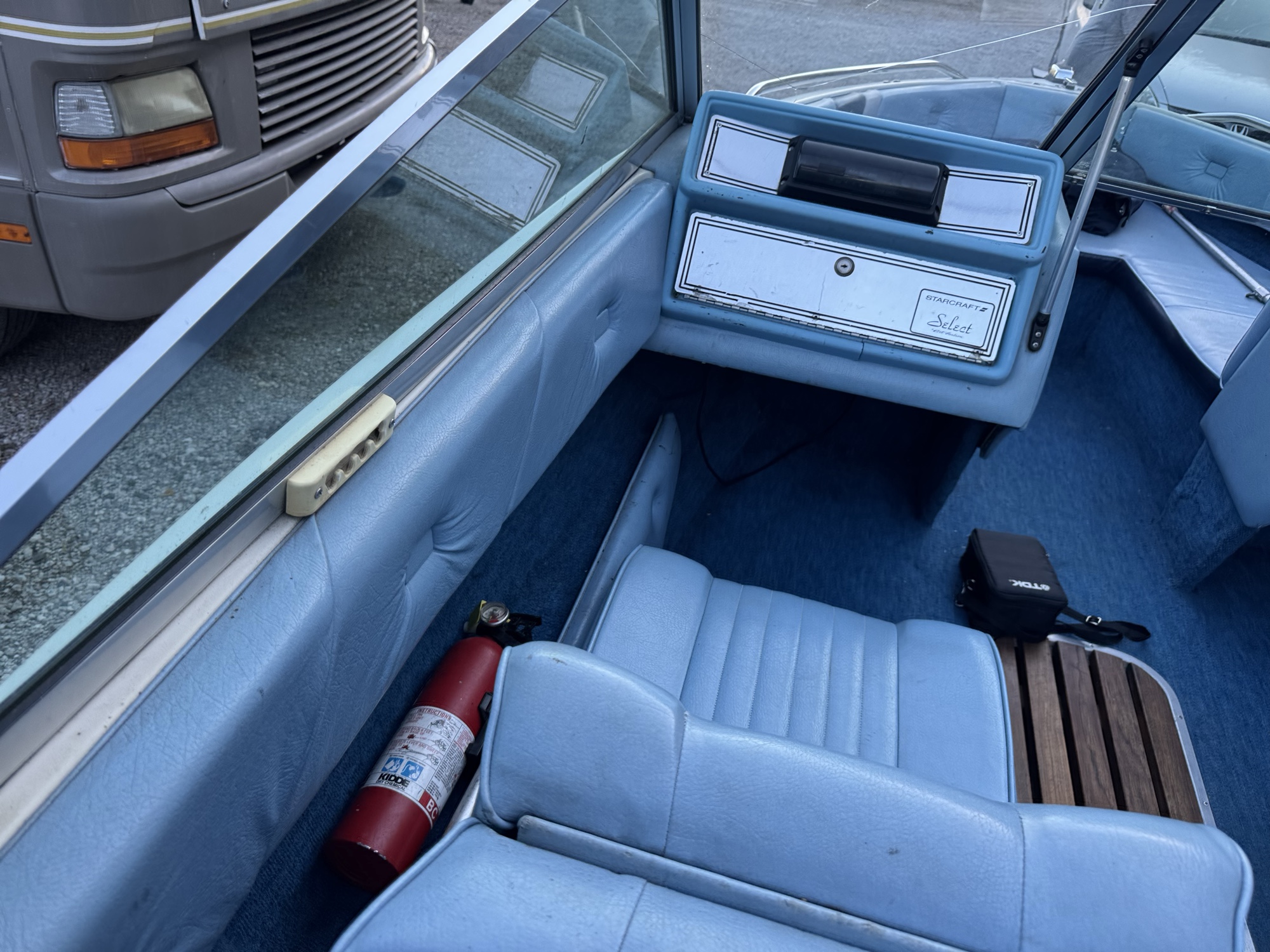 1986 starcraft- x for sale near Elk River, Minnesota 106823_23_driver_door_panel.jpg