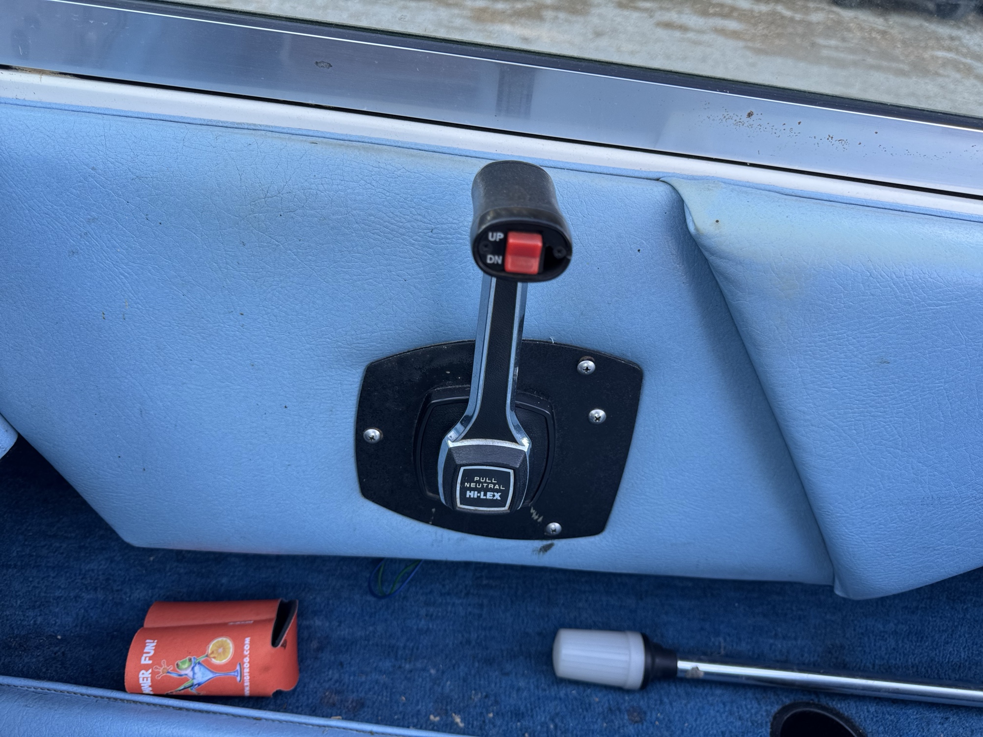 1986 starcraft- x for sale near Elk River, Minnesota 106823_41_shifter.jpg