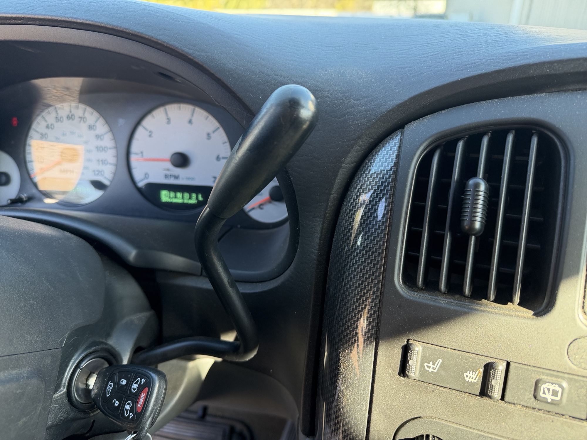 2007 dodge grand-caravan sxt with 169997 miles for sale near Elk River, Minnesota 106825_41_shifter.jpg