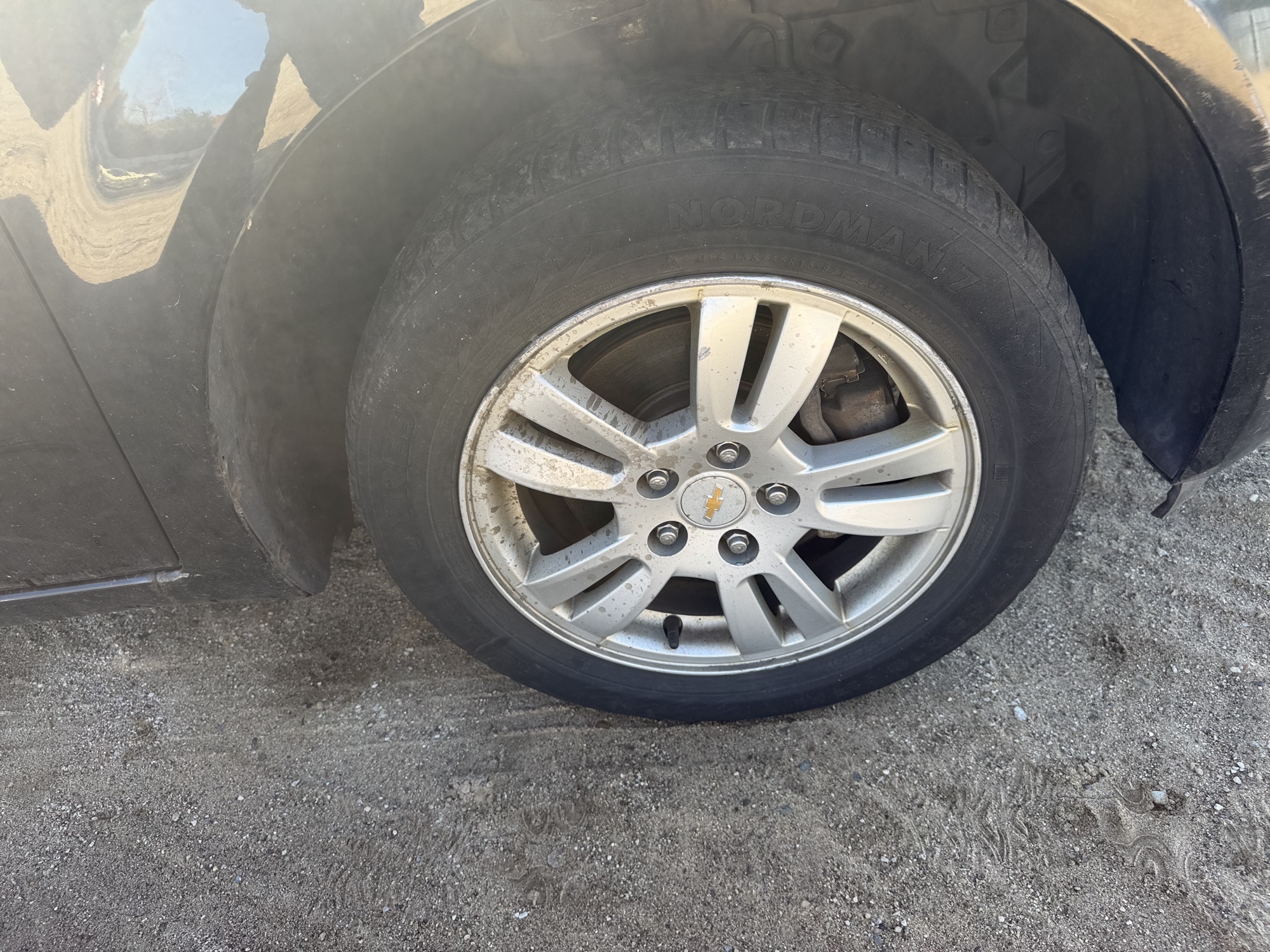 2012 chevrolet sonic 1ls-sedan for sale near Elk River, Minnesota 106826_15_front_pass_wheel.jpg