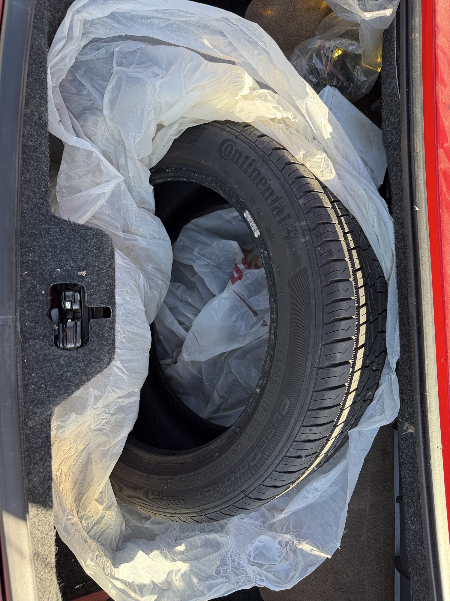 1995 chevrolet camaro z28-convertible with 167785 miles for sale near Elk River, Minnesota 106829_27_spare_tire.jpg