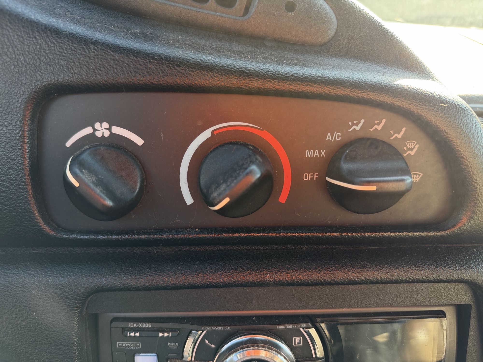 1995 chevrolet camaro z28-convertible with 167785 miles for sale near Elk River, Minnesota 106829_40_climate_control.jpg