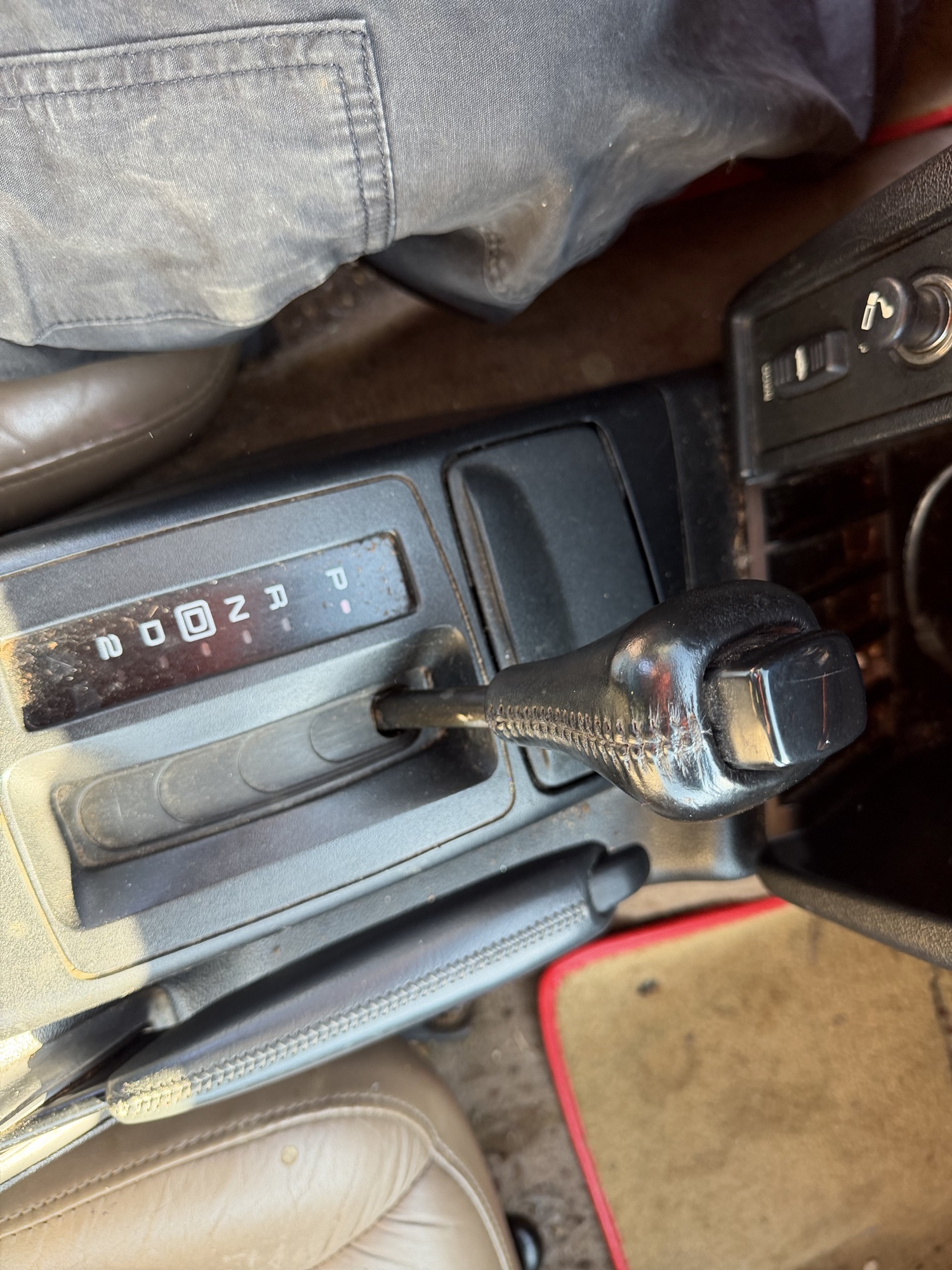 1995 chevrolet camaro z28-convertible with 167785 miles for sale near Elk River, Minnesota 106829_41_shifter.jpg