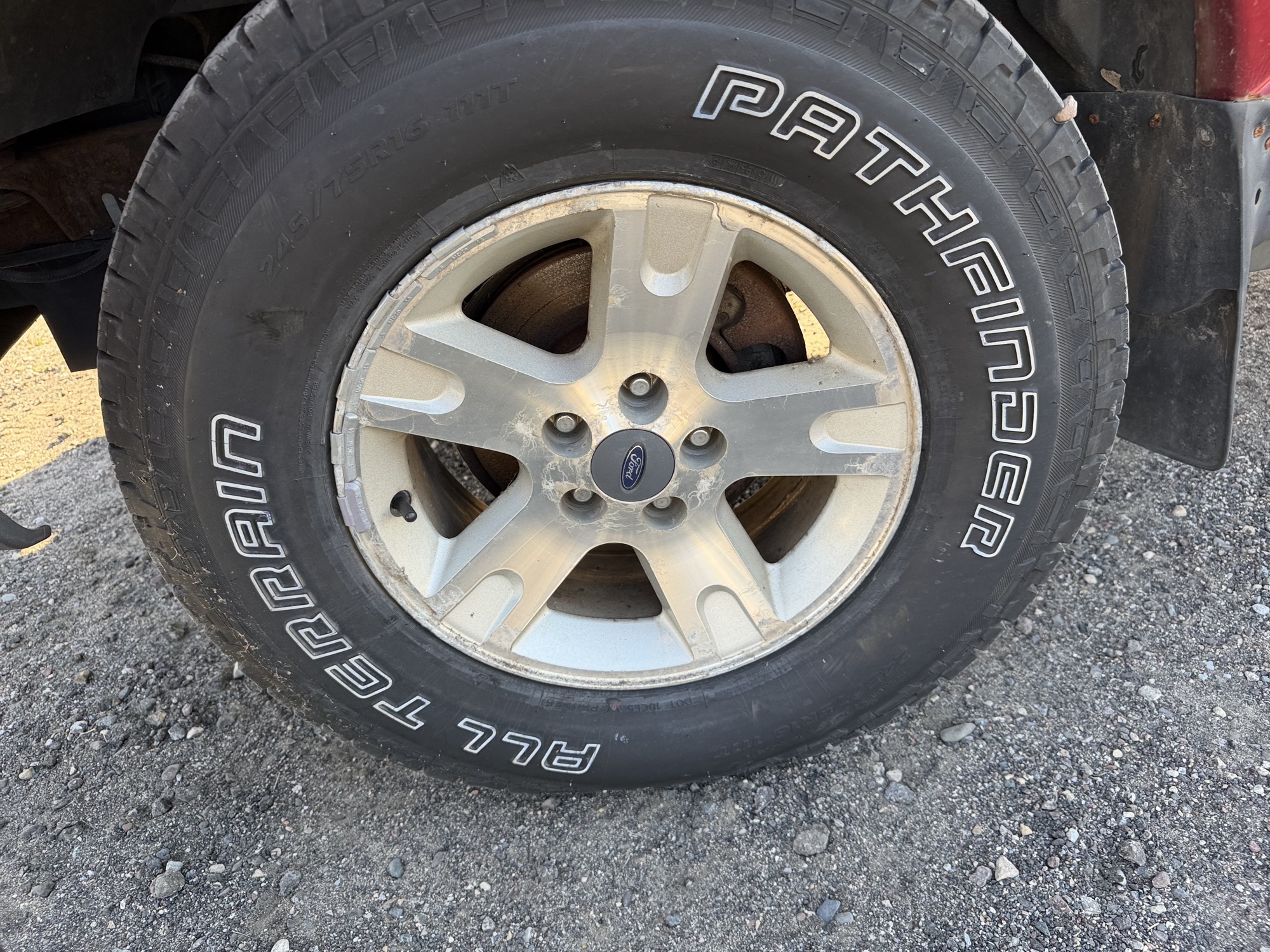 2002 ford ranger edge-supercab-4wd with 228144 miles for sale near Elk River, Minnesota 106830_12_drv_front_wheel.jpg
