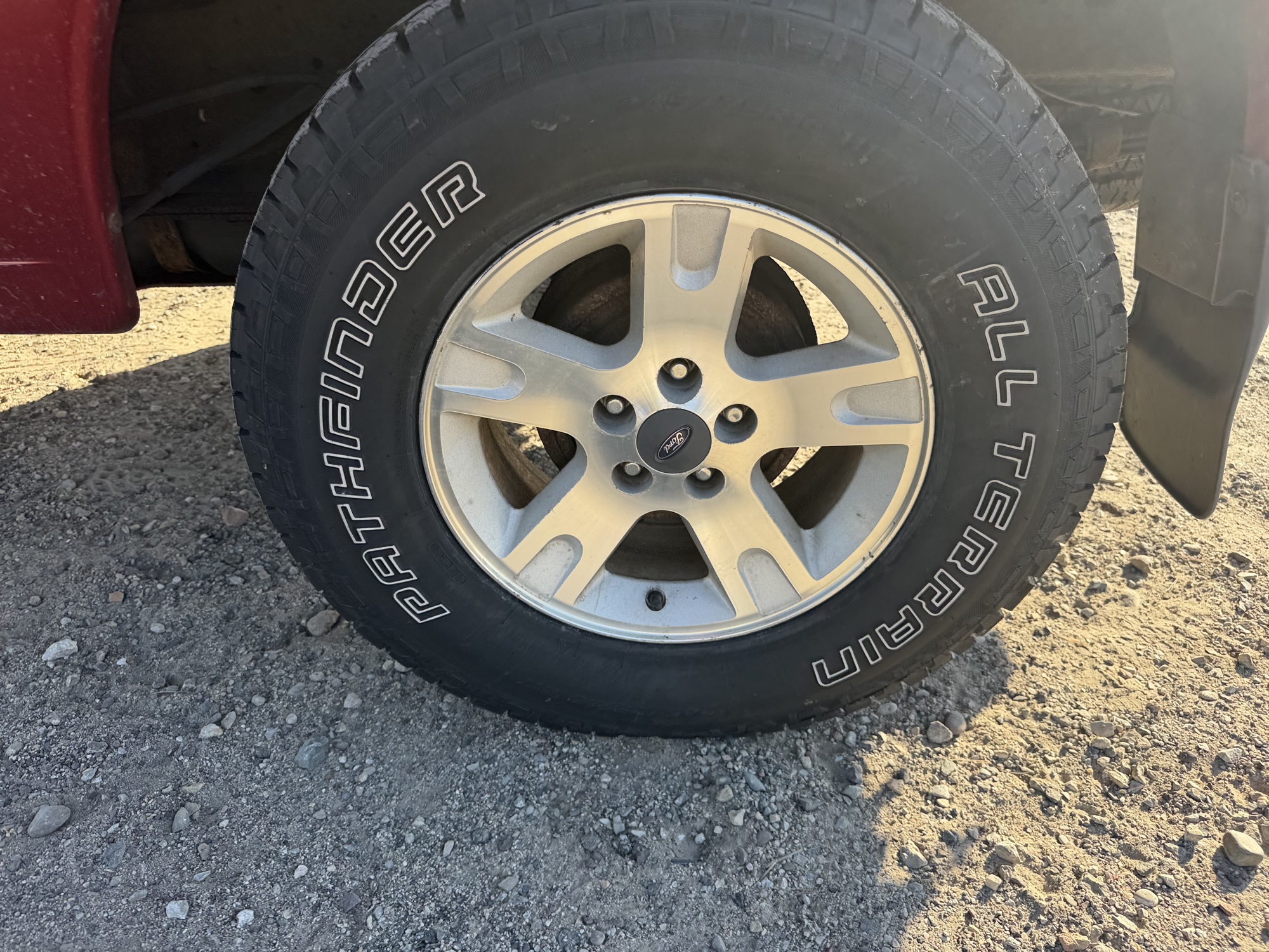 2002 ford ranger edge-supercab-4wd with 228144 miles for sale near Elk River, Minnesota 106830_13_rear_drv_wheel.jpg
