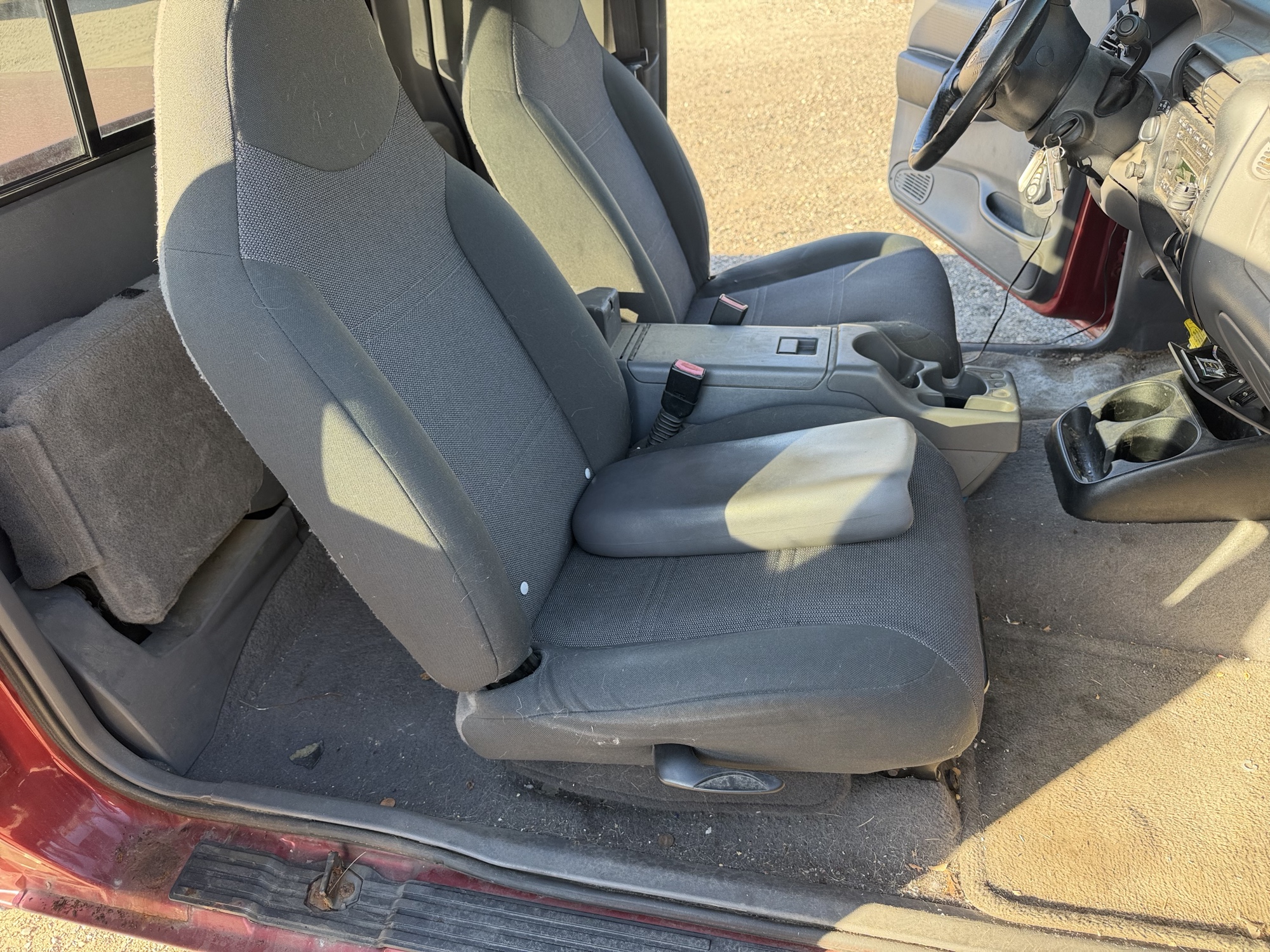 2002 ford ranger edge-supercab-4wd with 228144 miles for sale near Elk River, Minnesota 106830_31_passenger_seat.jpg