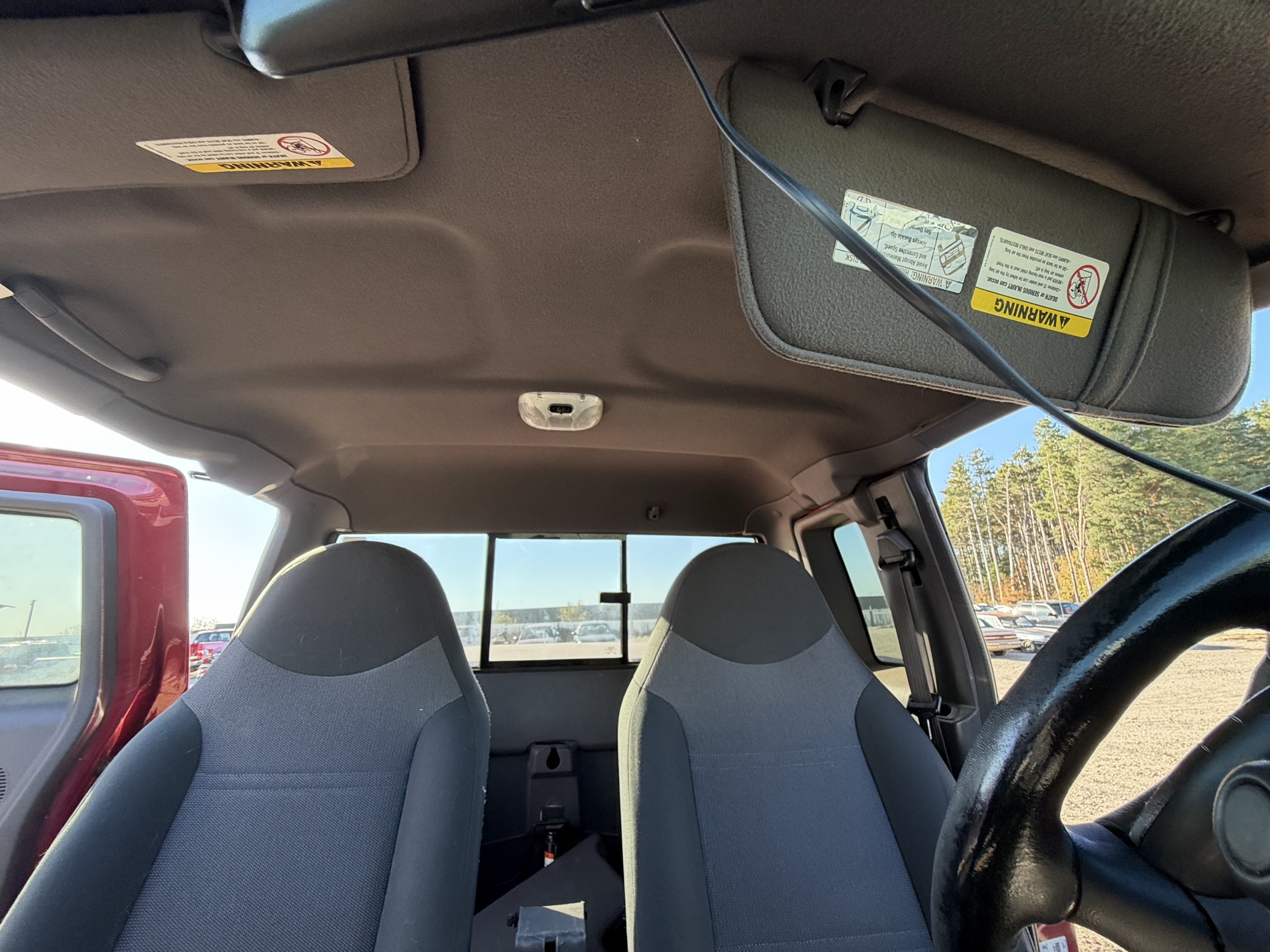 2002 ford ranger edge-supercab-4wd with 228144 miles for sale near Elk River, Minnesota 106830_35_headliner_sunroof.jpg