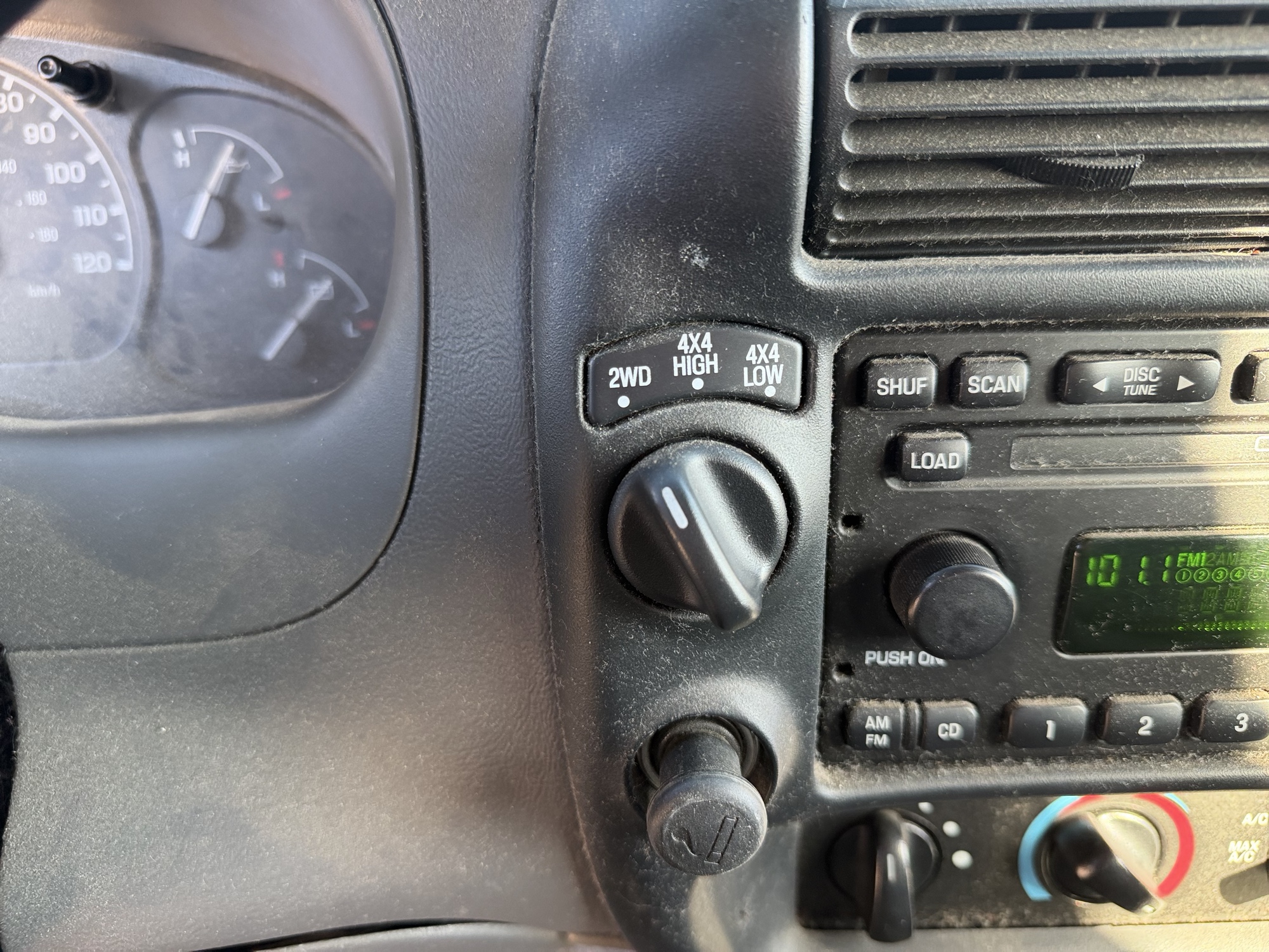 2002 ford ranger edge-supercab-4wd with 228144 miles for sale near Elk River, Minnesota 106830_38_4x4_switch.jpg