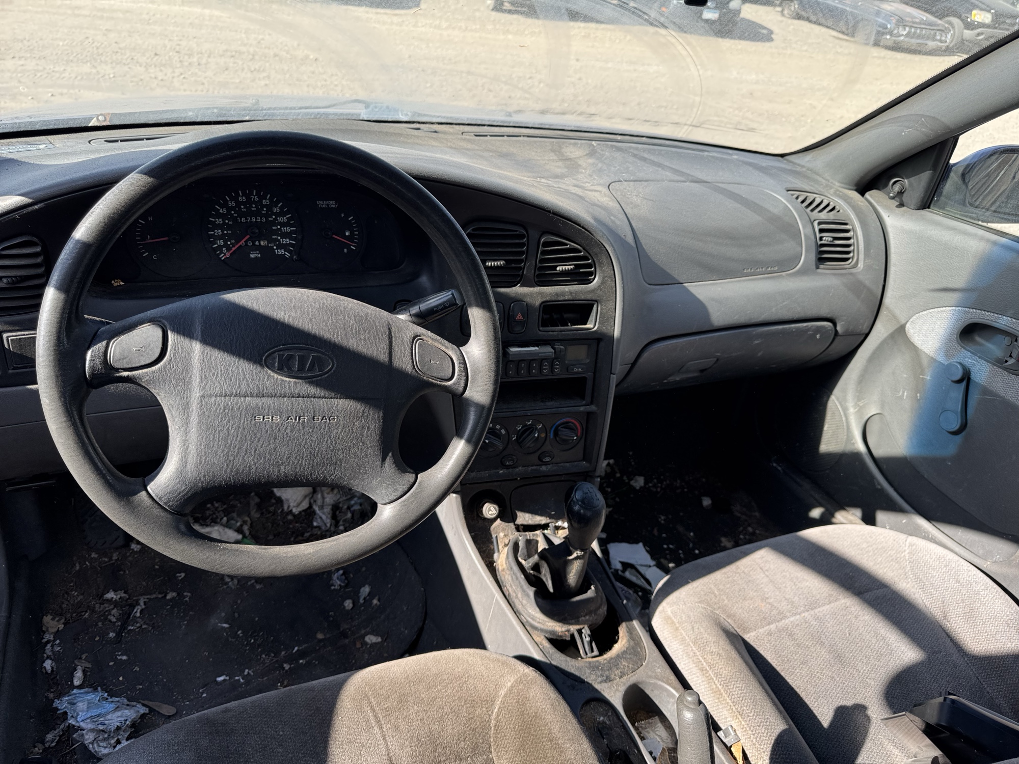 1999 kia sephia base with 167933 miles for sale near Elk River, Minnesota 106832_34_whole_dash.jpg