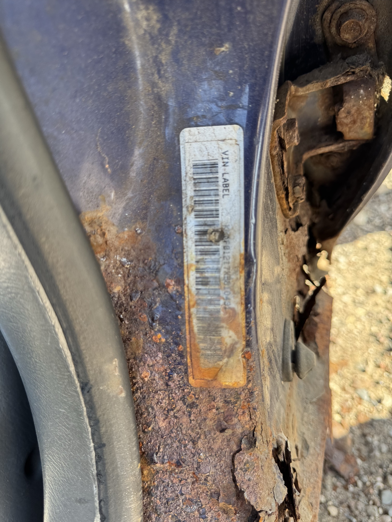 1999 kia sephia base with 167933 miles for sale near Elk River, Minnesota 106832_47_door_vin_sticker.jpg