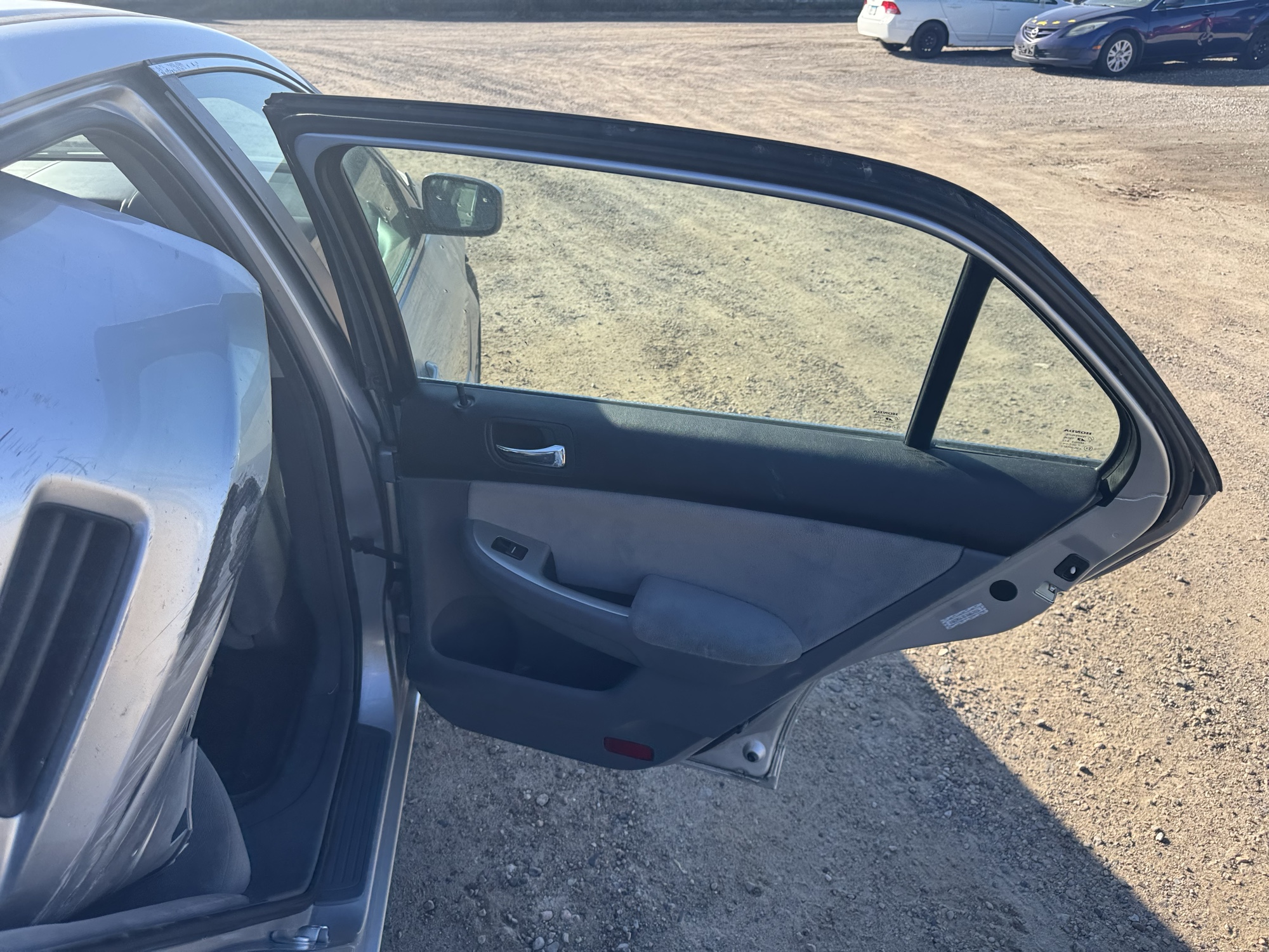 2007 honda accord ex-sedan-at with 148727 miles for sale near Elk River, Minnesota 106833_30_pass_rear_door_panel.jpg