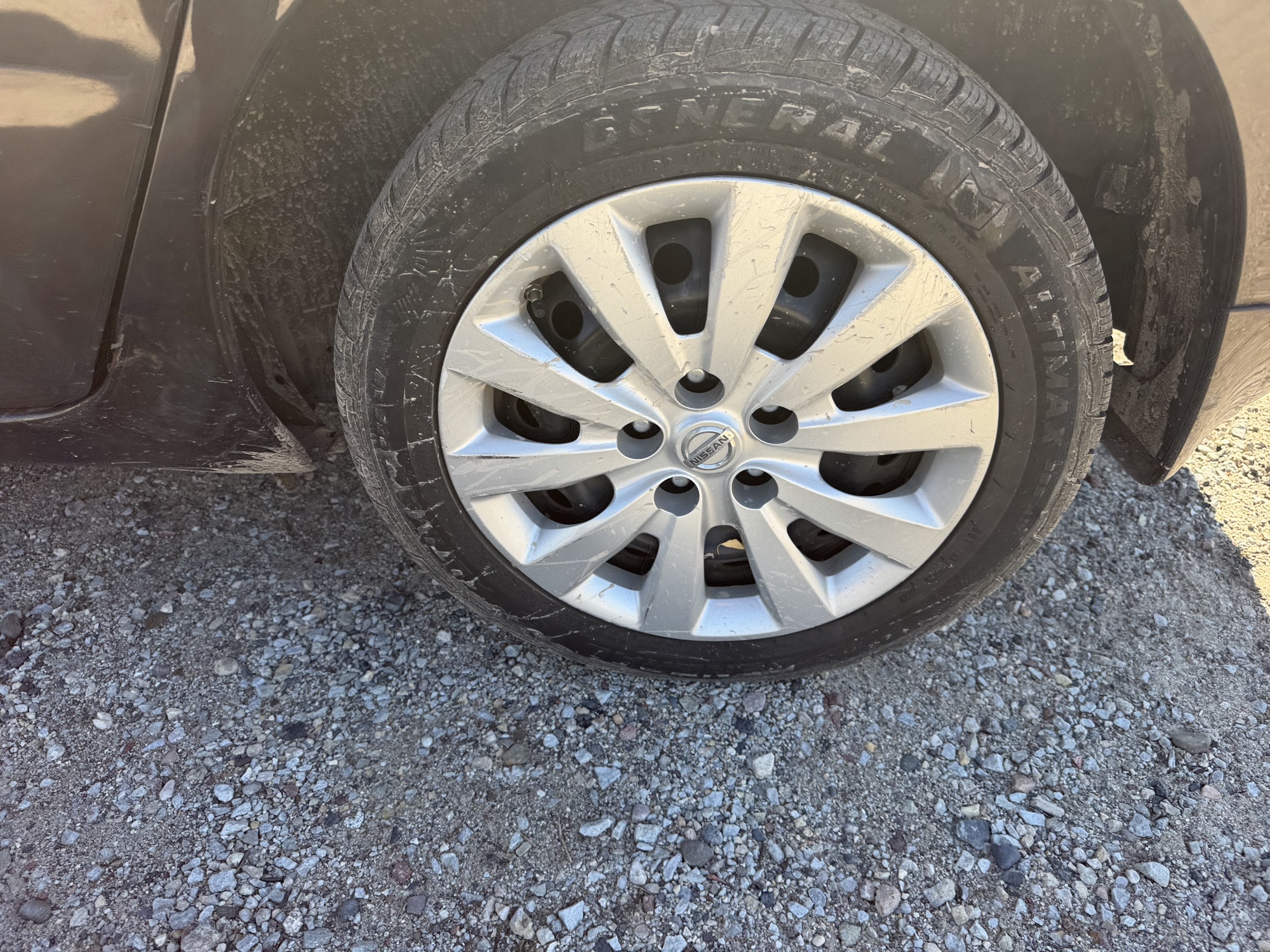 2016 nissan leaf sl with 82655 miles for sale near Elk River, Minnesota 106835_13_rear_drv_wheel.jpg