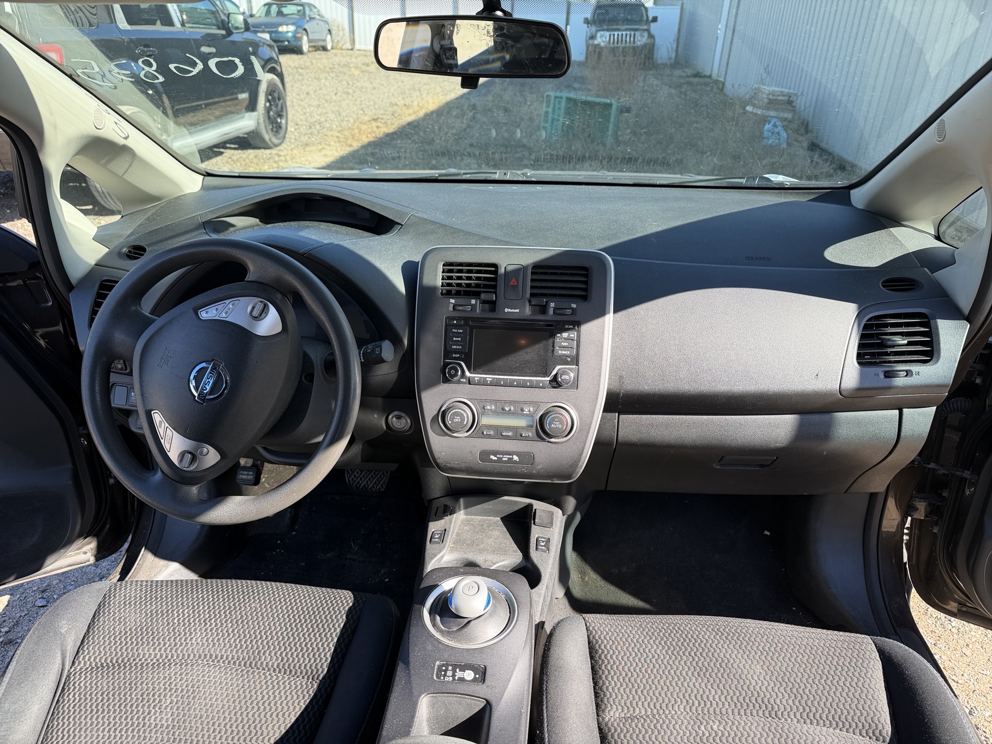 2016 nissan leaf sl with 82655 miles for sale near Elk River, Minnesota 106835_34_whole_dash.jpg