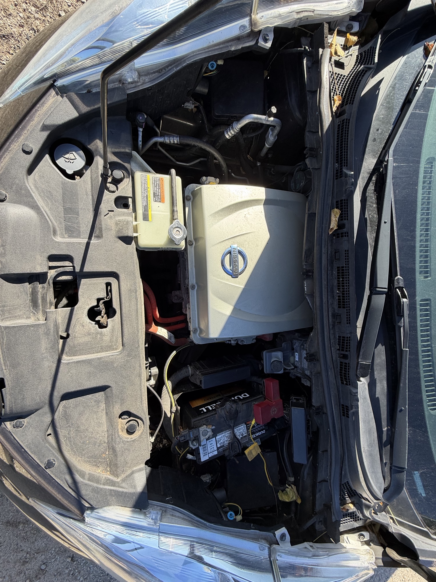 2016 nissan leaf sl with 82655 miles for sale near Elk River, Minnesota 106835_49_engine_bay.jpg