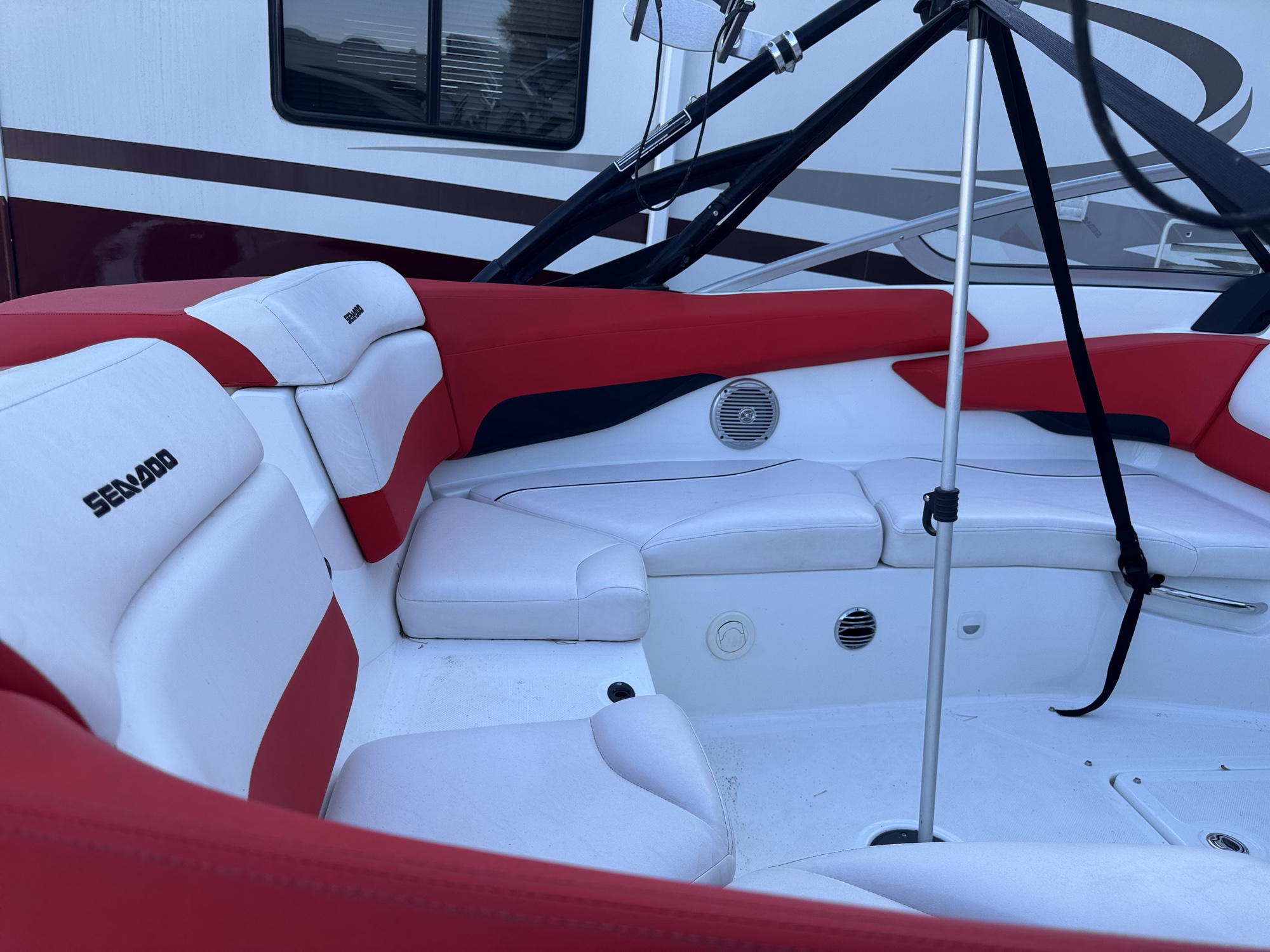 2012 bombardier wake-210 for sale near Elk River, Minnesota 106836_28_pass_rear_seat.jpg