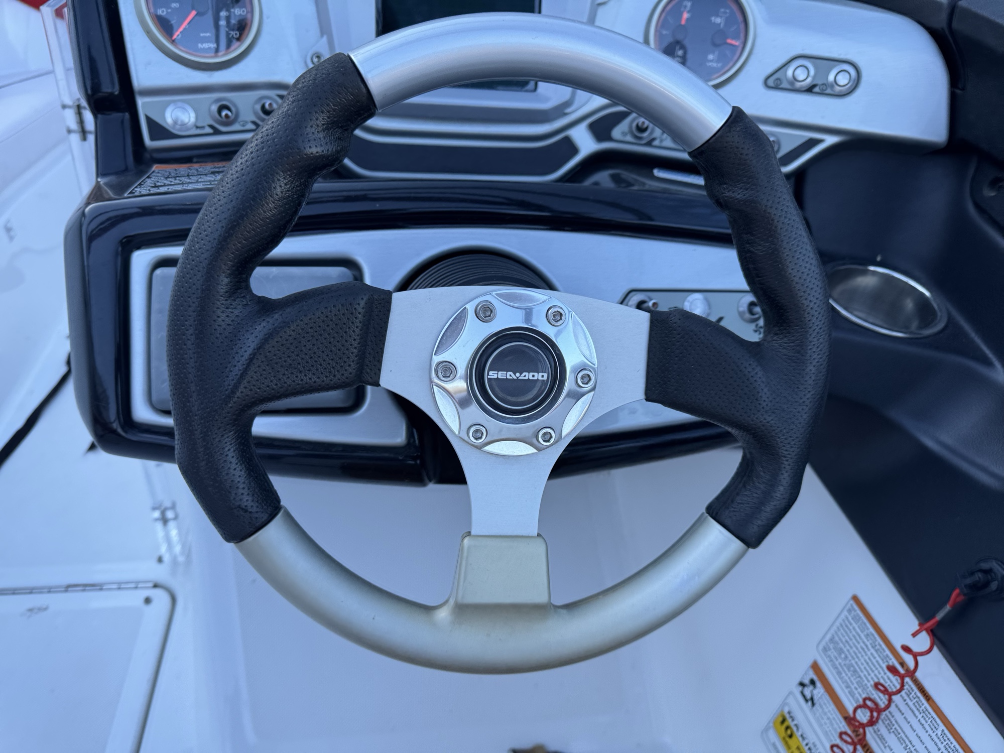 2012 bombardier wake-210 for sale near Elk River, Minnesota 106836_36_steering_wheel.jpg