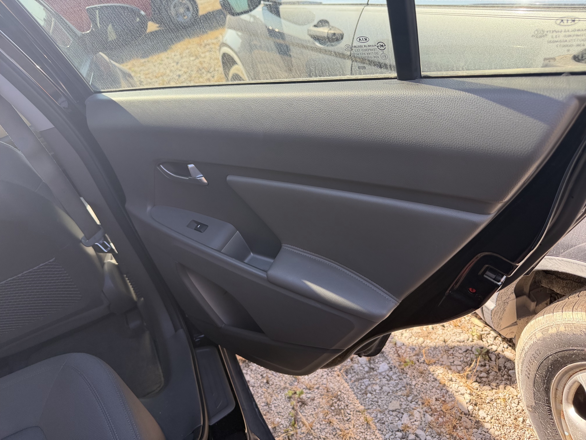 2011 kia sportage lx-awd for sale near St. Louis, Missouri 106838_30_pass_rear_door_panel.jpg