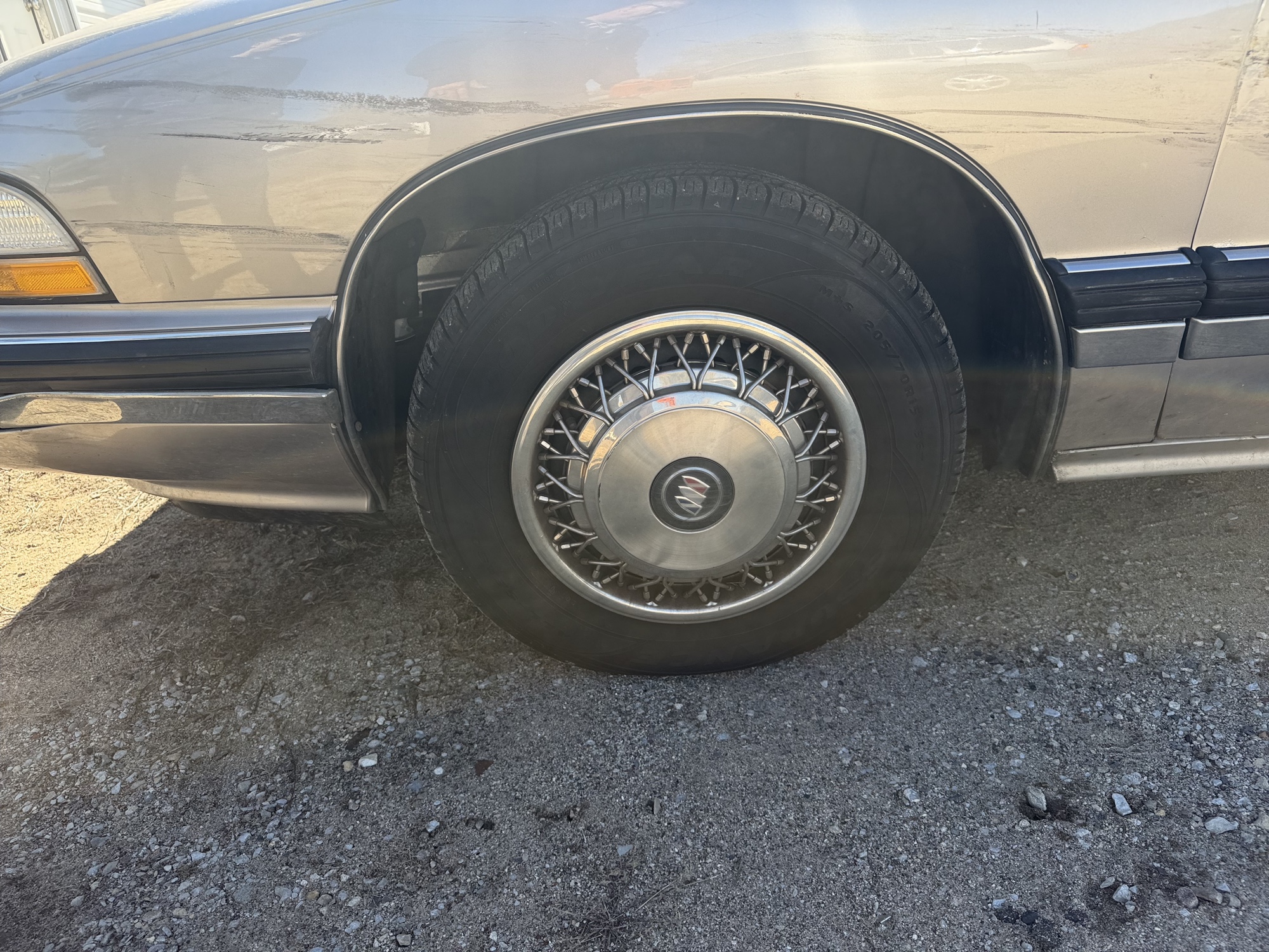 1996 buick lesabre limited with 77426 miles for sale near Elk River, Minnesota 106839_12_drv_front_wheel.jpg