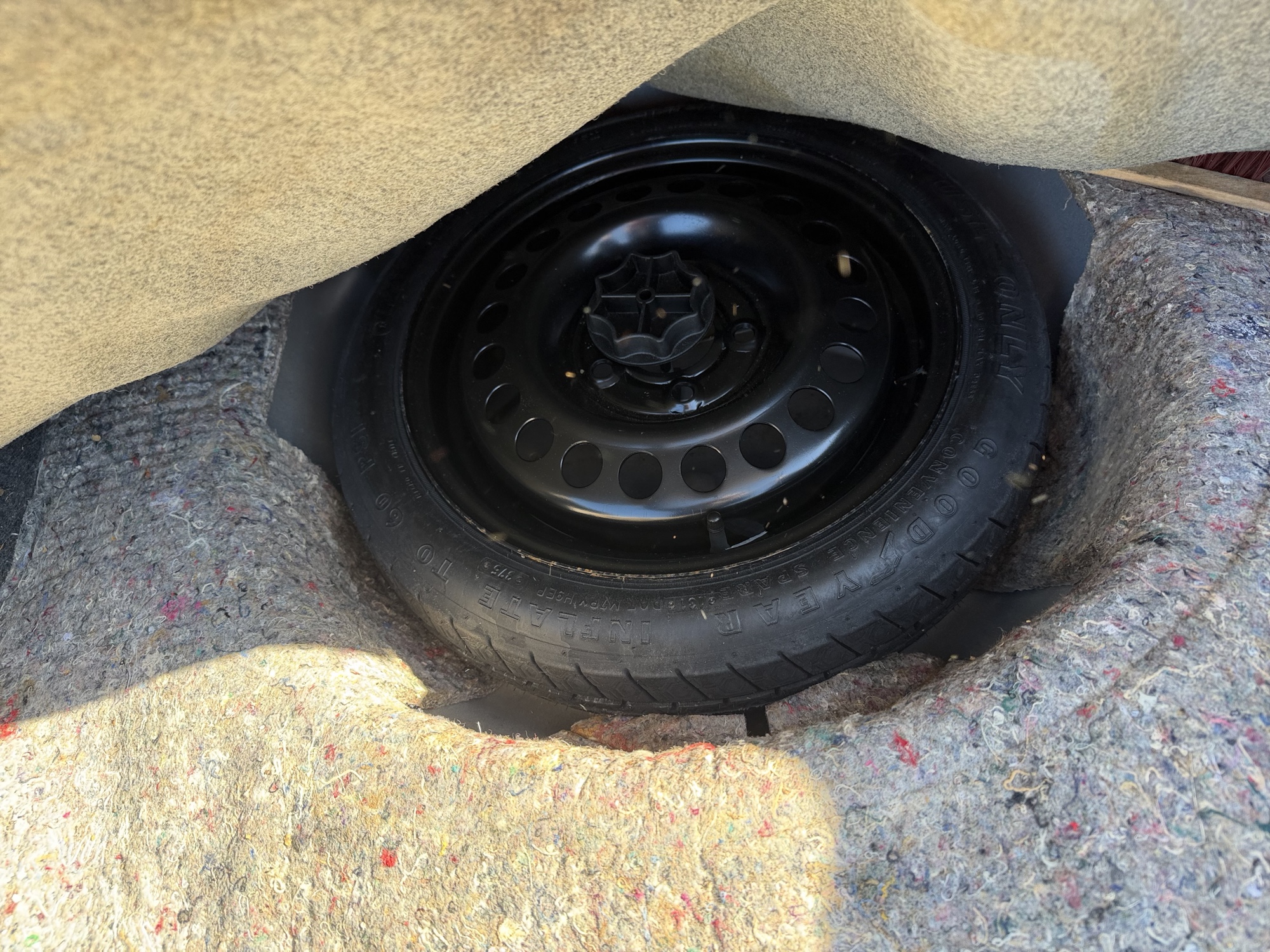 1996 buick lesabre limited with 77426 miles for sale near Elk River, Minnesota 106839_27_spare_tire.jpg